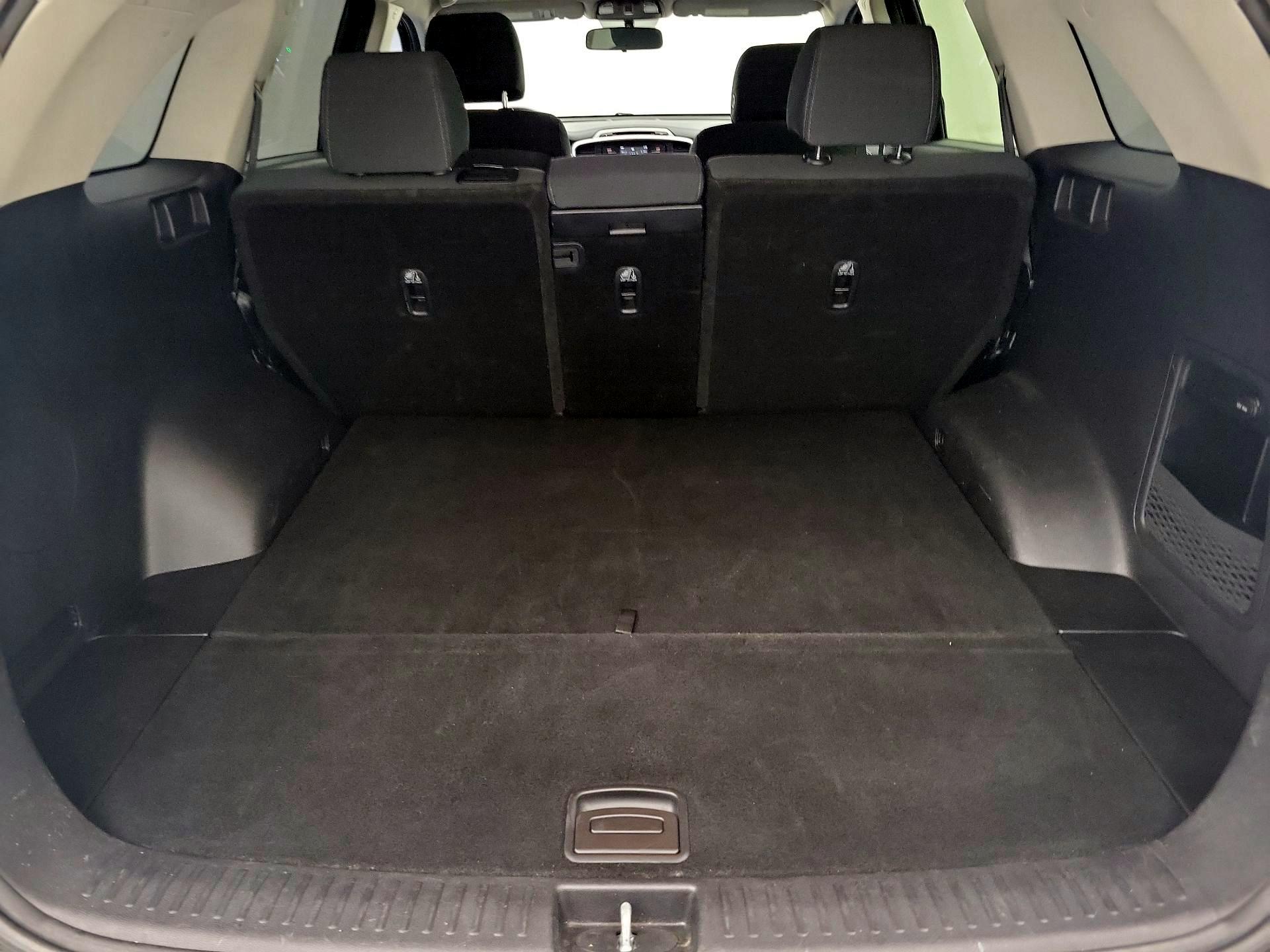 Thumbnail: 2017 Kia Sorento - 20
