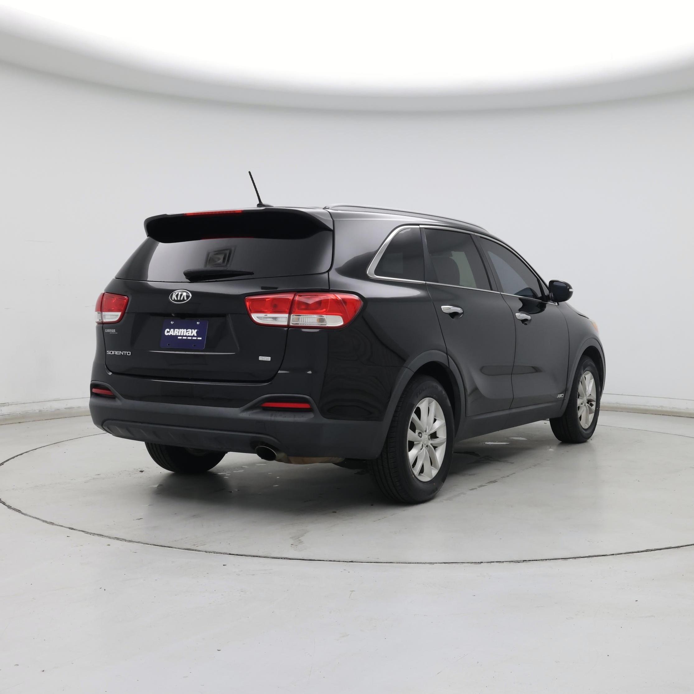 Thumbnail: 2017 Kia Sorento - 8