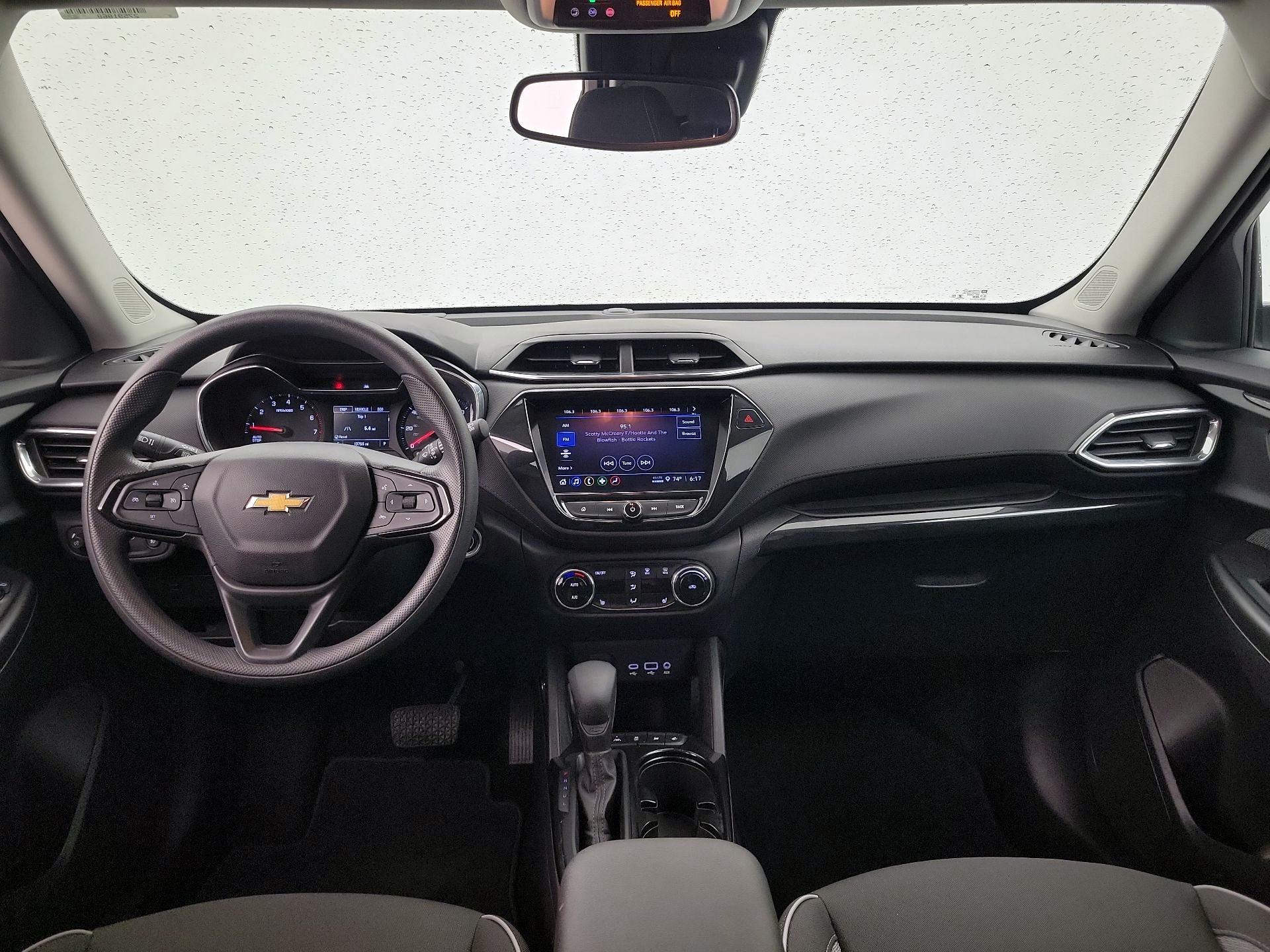 Thumbnail: 2023 Chevrolet TrailBlazer - 9