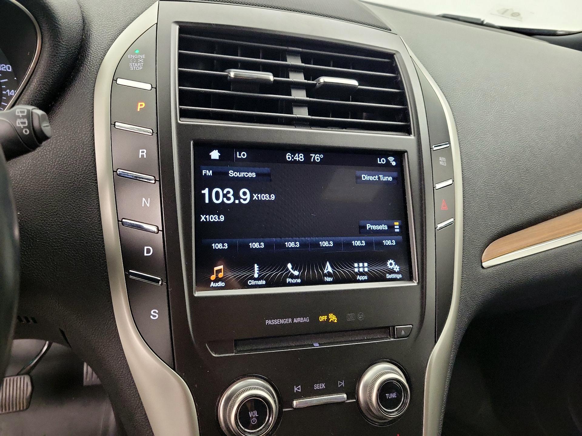 Thumbnail: 2019 Lincoln MKC - 16