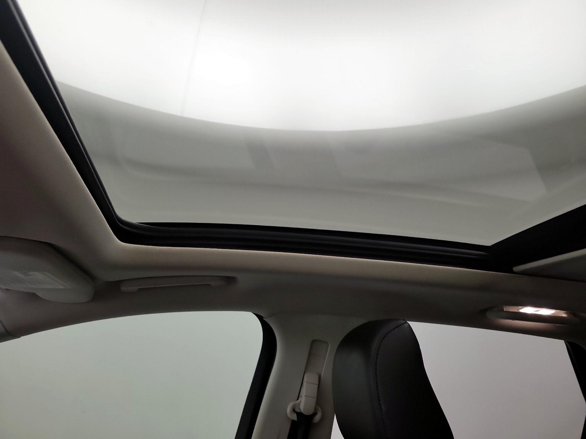 Thumbnail: 2020 Ford Edge - 18