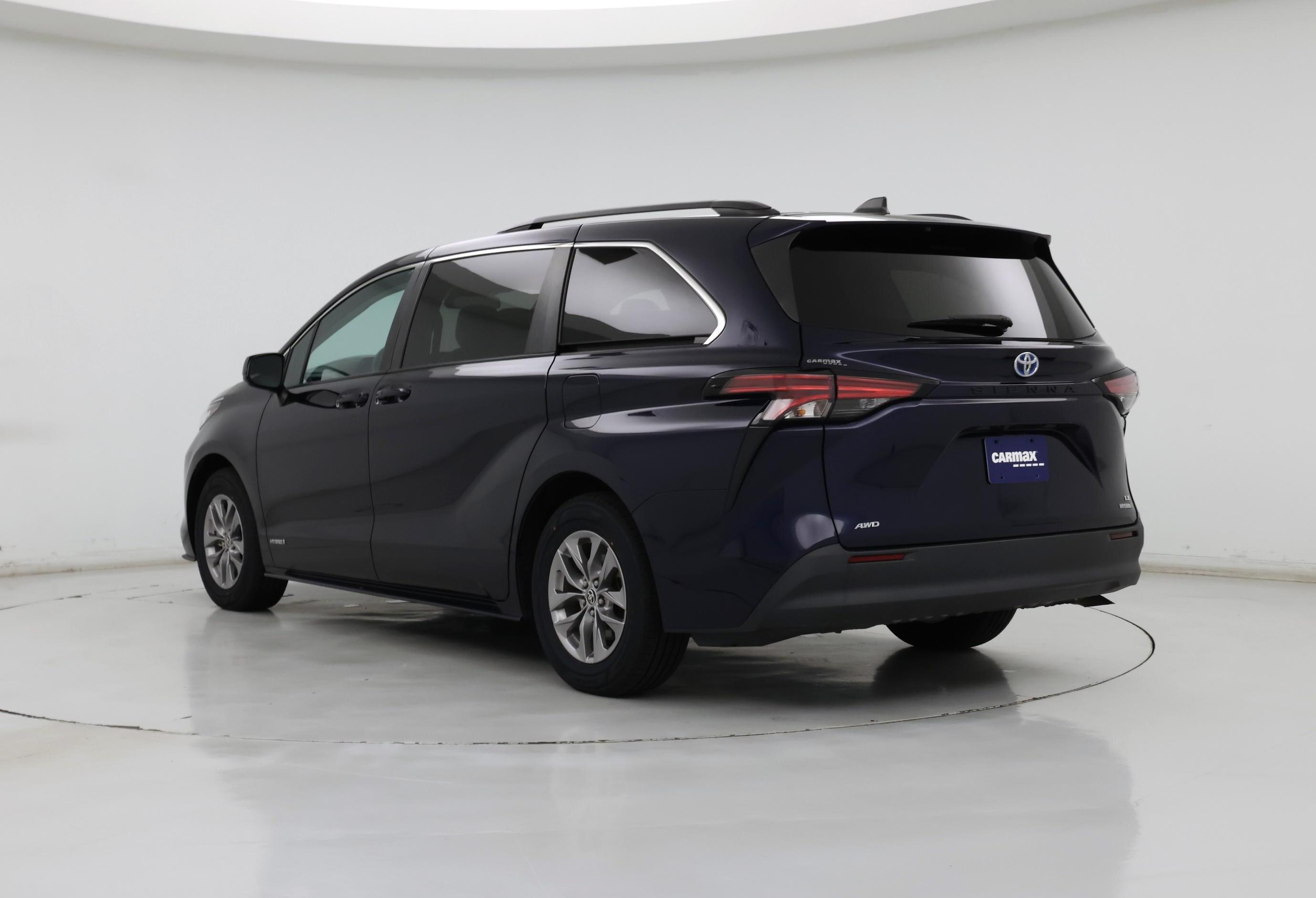Thumbnail: 2021 Toyota Sienna - 2