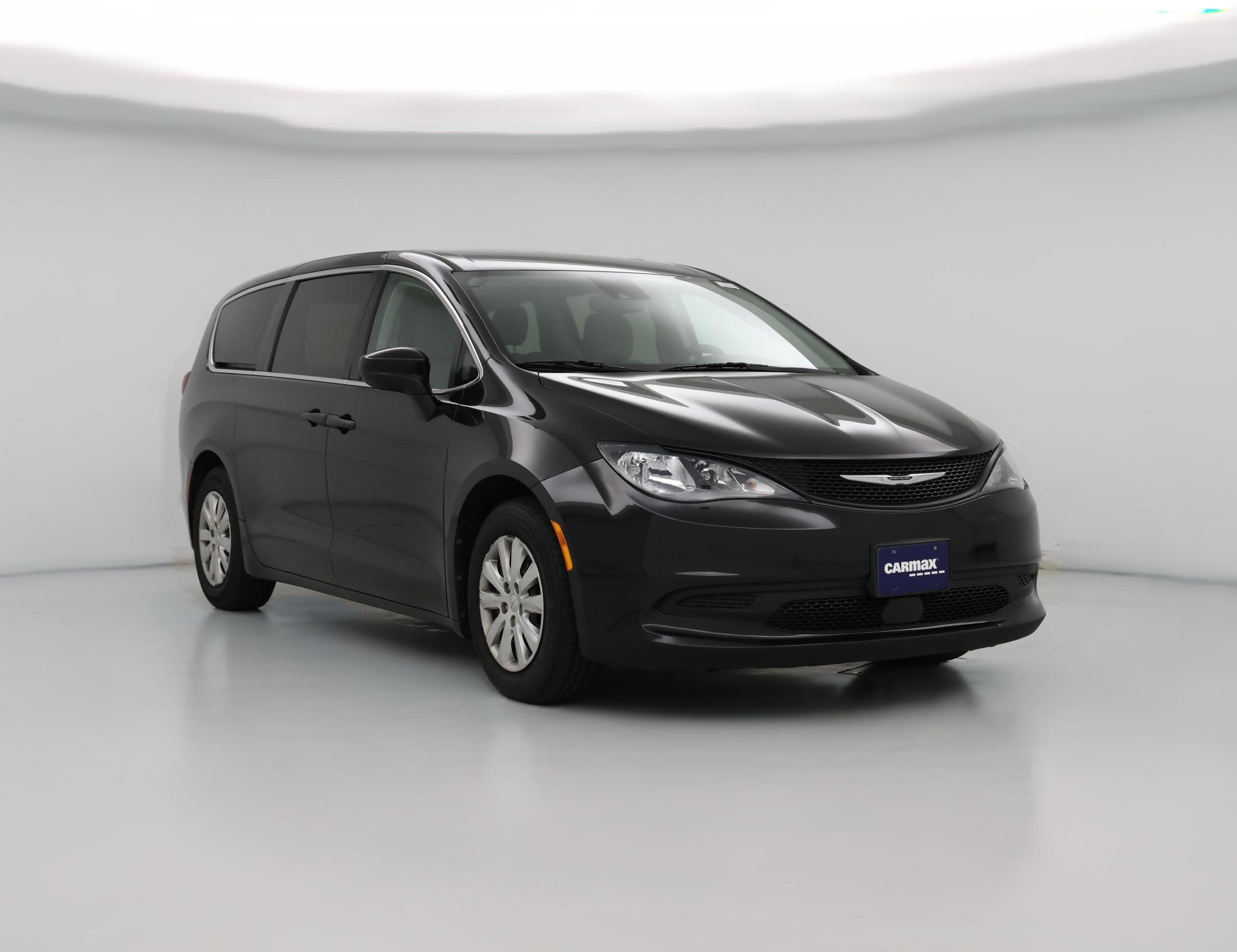 Thumbnail: 2021 Chrysler Voyager - 1