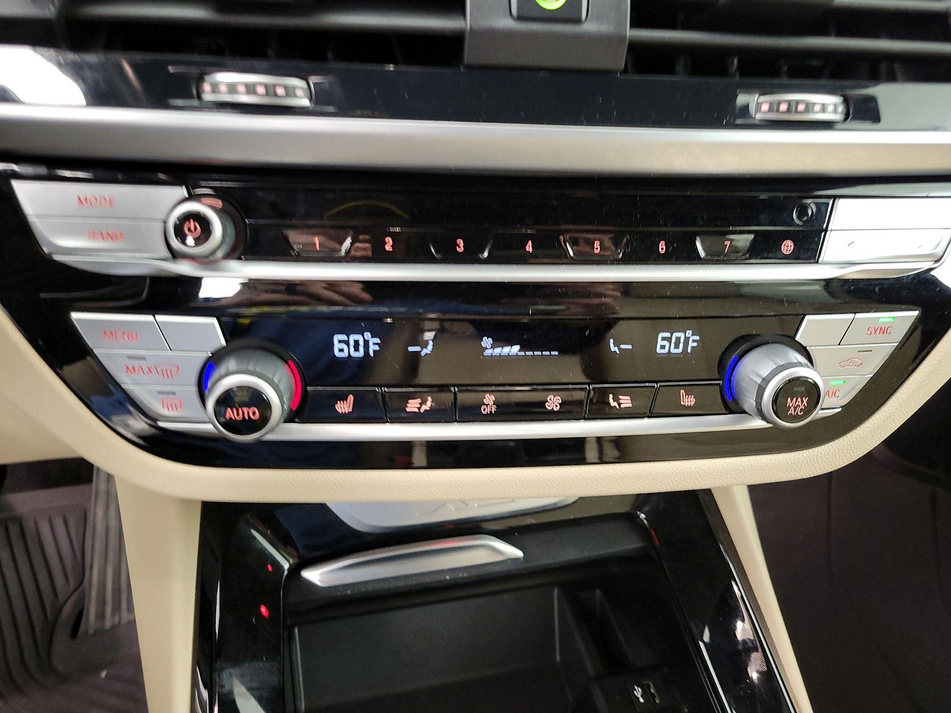 Thumbnail: 2021 BMW X3 - 17