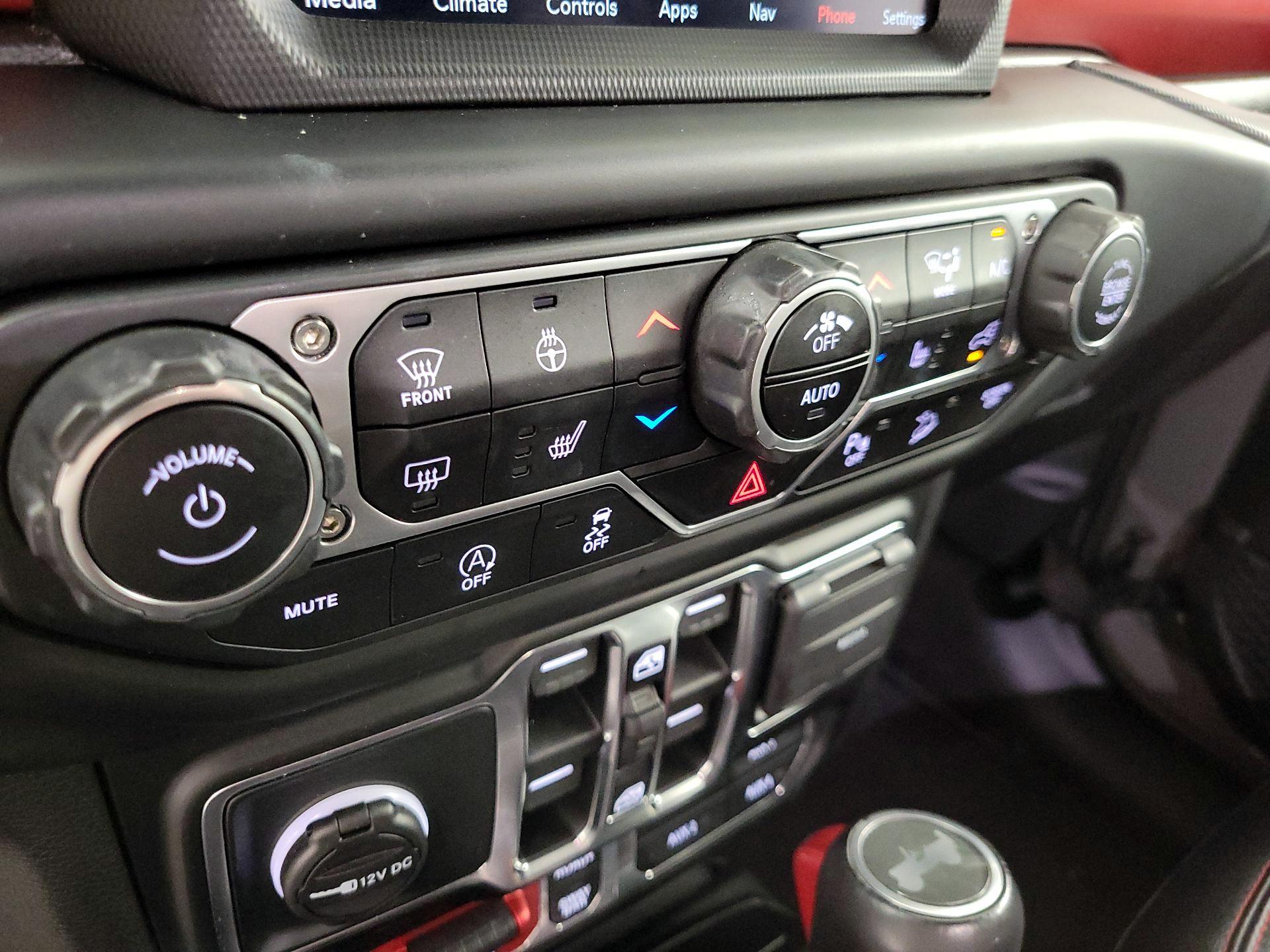 Thumbnail: 2021 Jeep Wrangler - 17