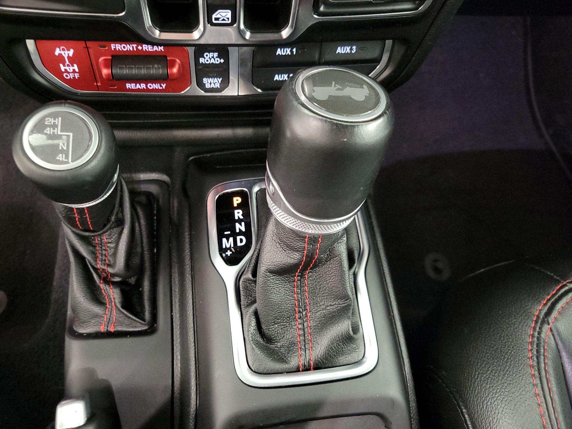 Thumbnail: 2021 Jeep Wrangler - 18