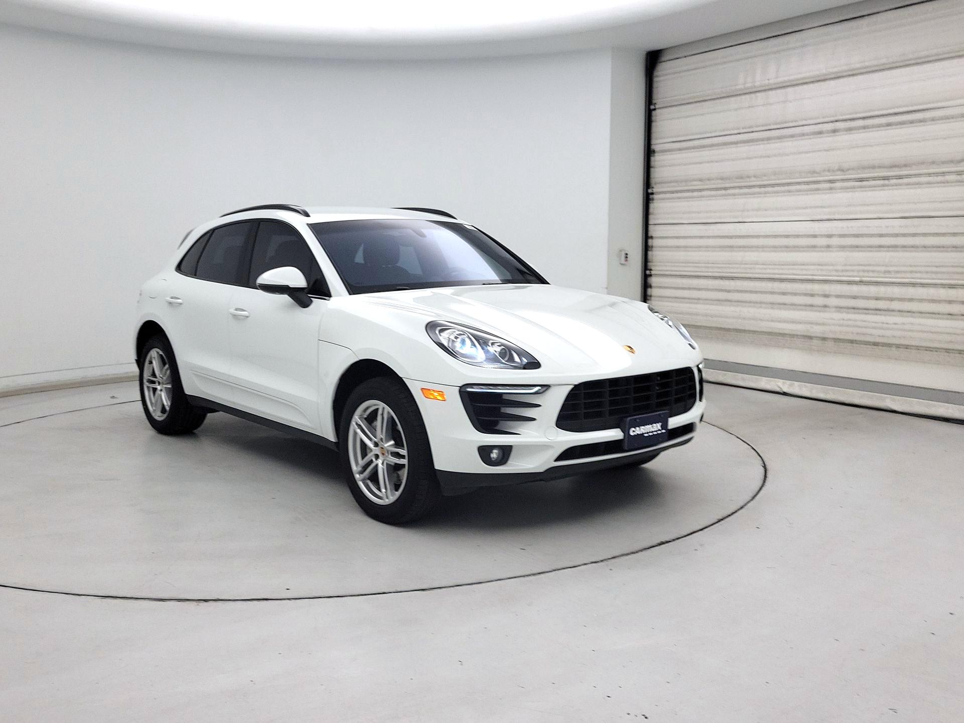 Thumbnail: 2015 Porsche Macan - 1