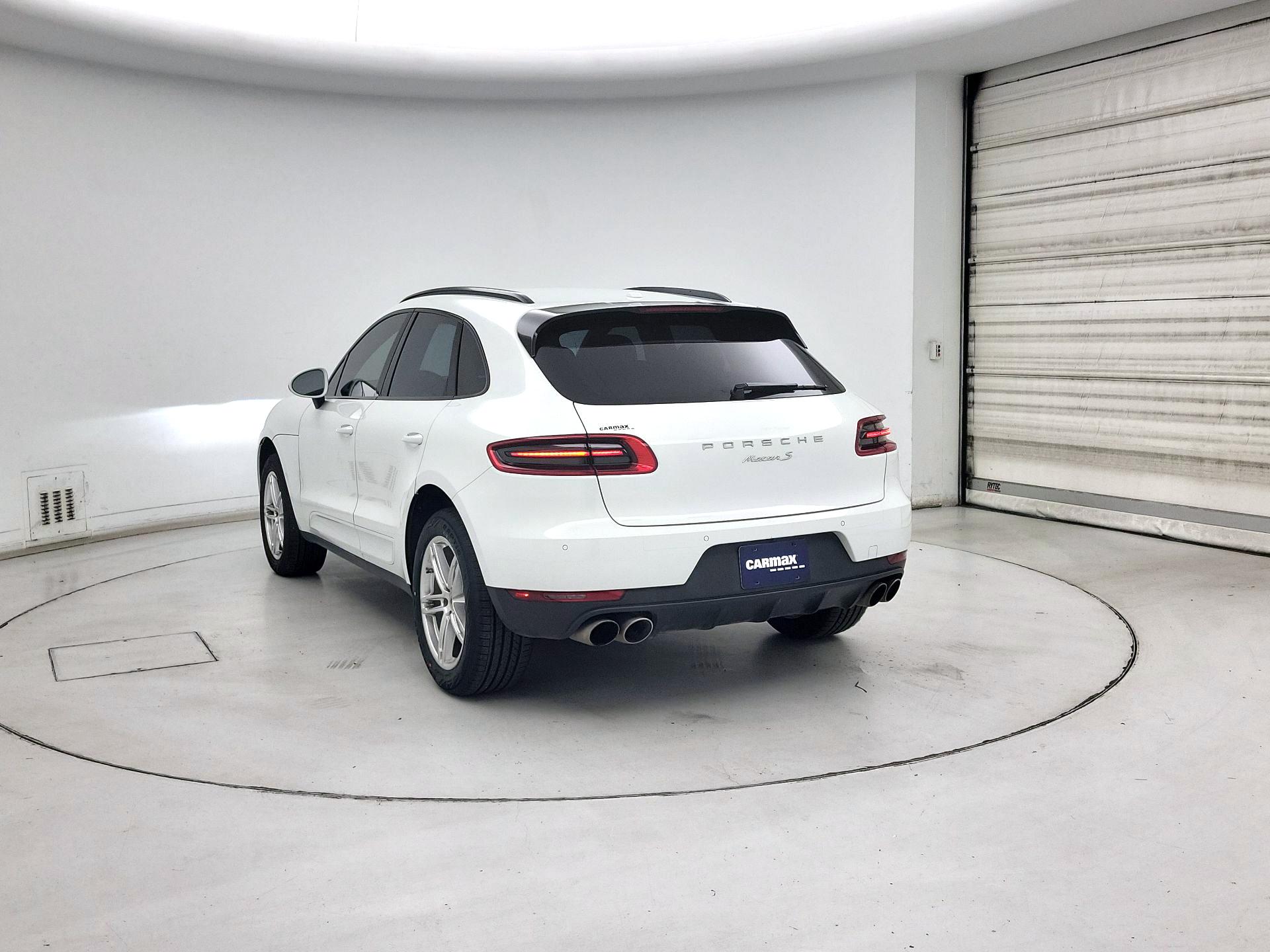 Thumbnail: 2015 Porsche Macan - 7