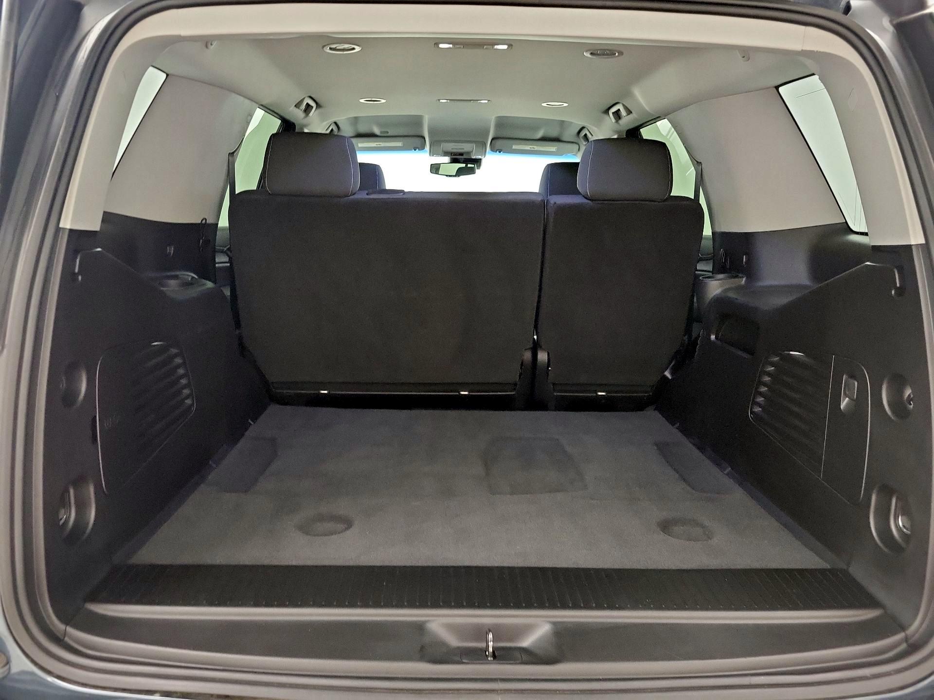 Thumbnail: 2019 Chevrolet Tahoe - 20