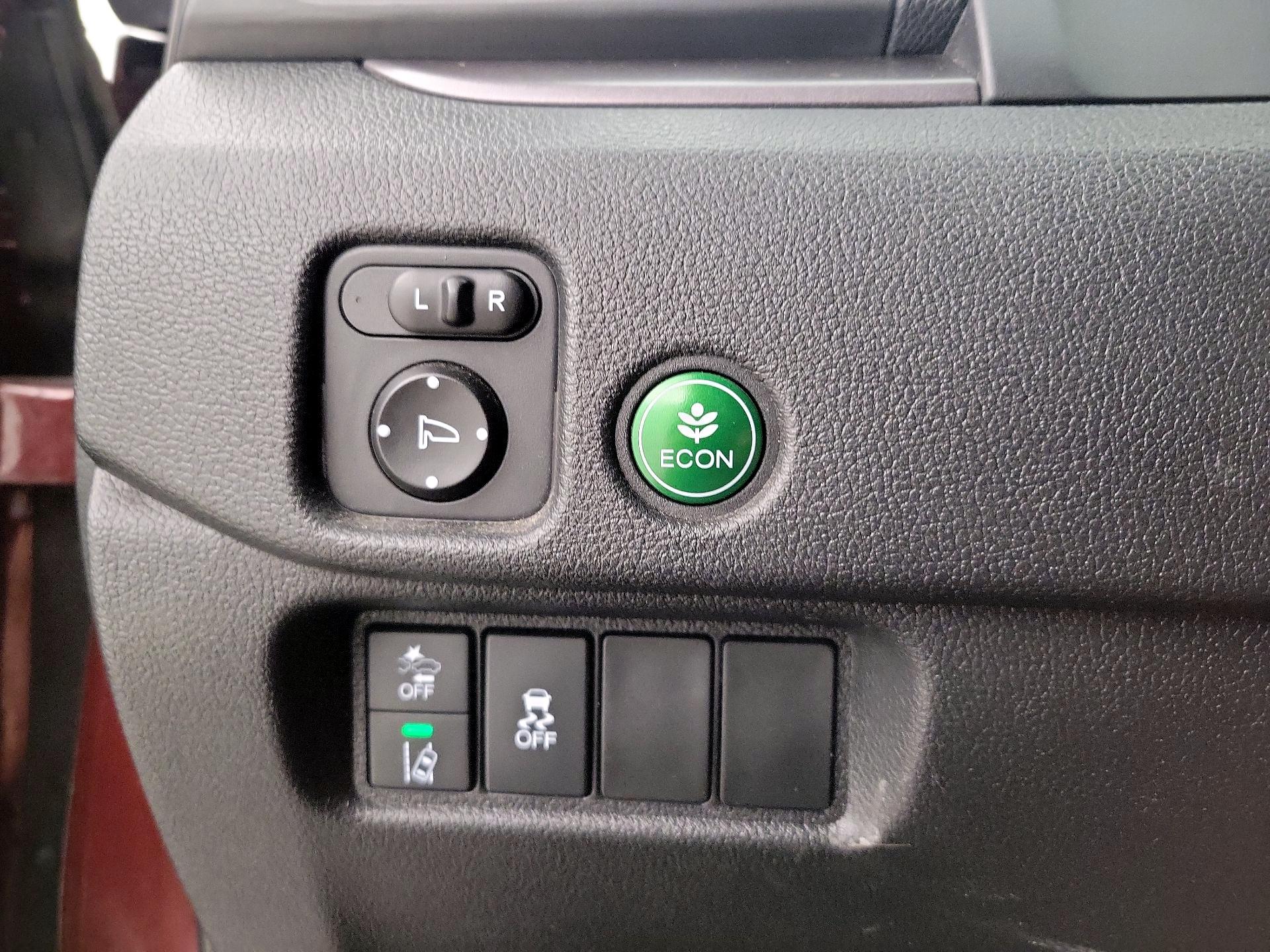 Thumbnail: 2019 Honda Passport - 13