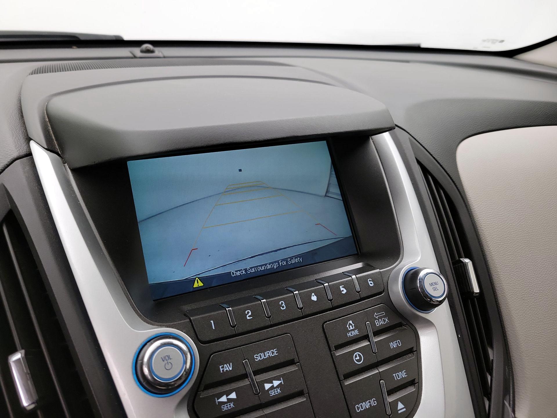 Thumbnail: 2015 Chevrolet Equinox - 14