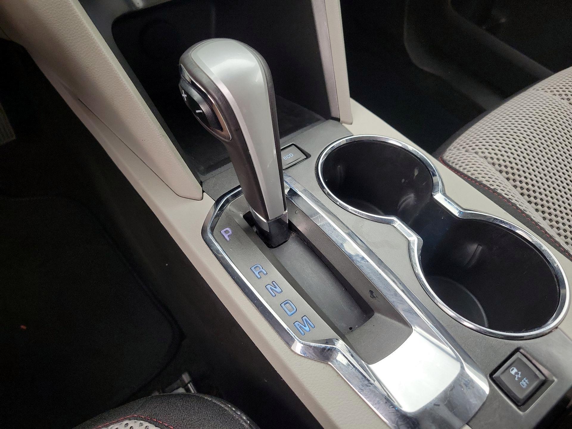 Thumbnail: 2015 Chevrolet Equinox - 17