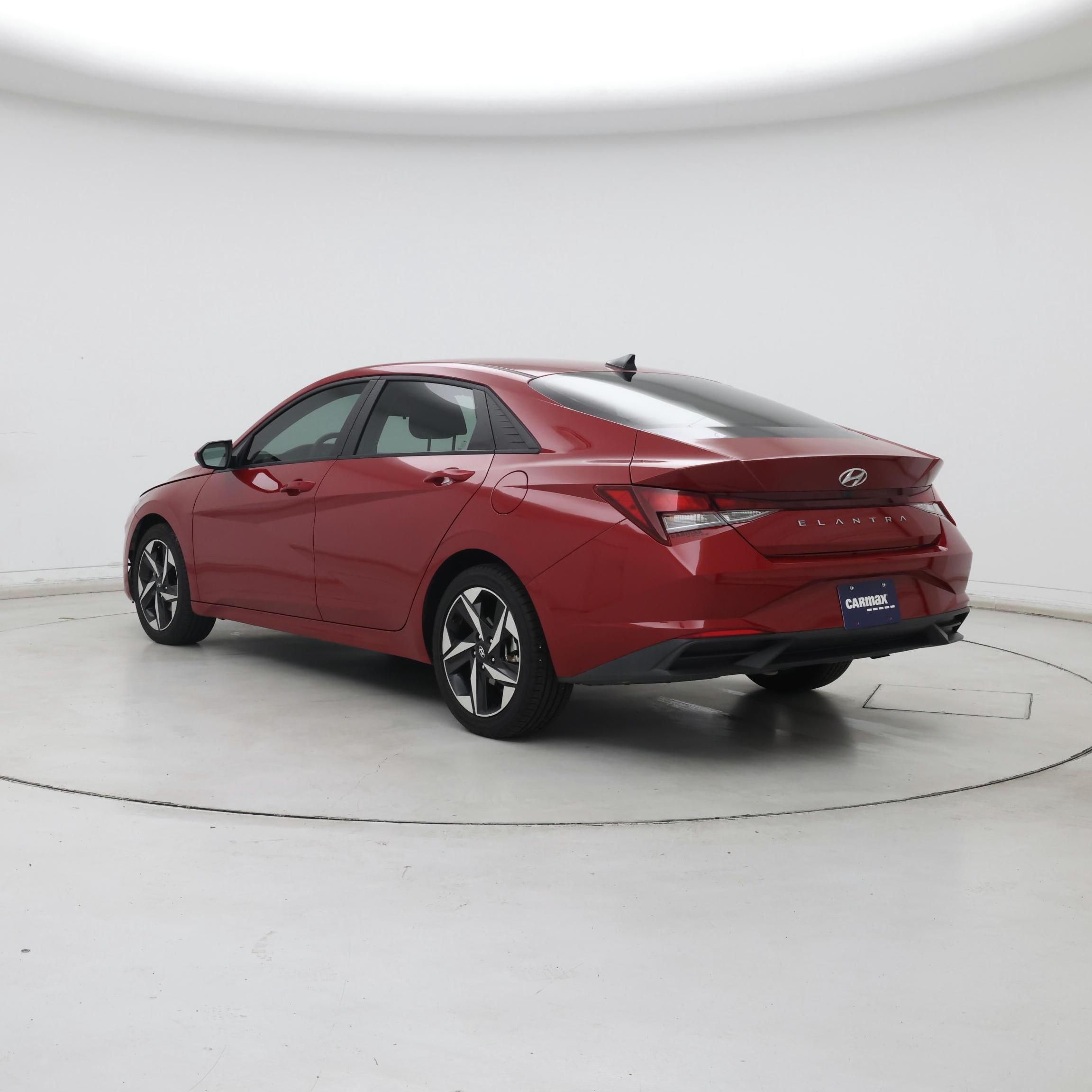 Thumbnail: 2023 Hyundai Elantra - 2