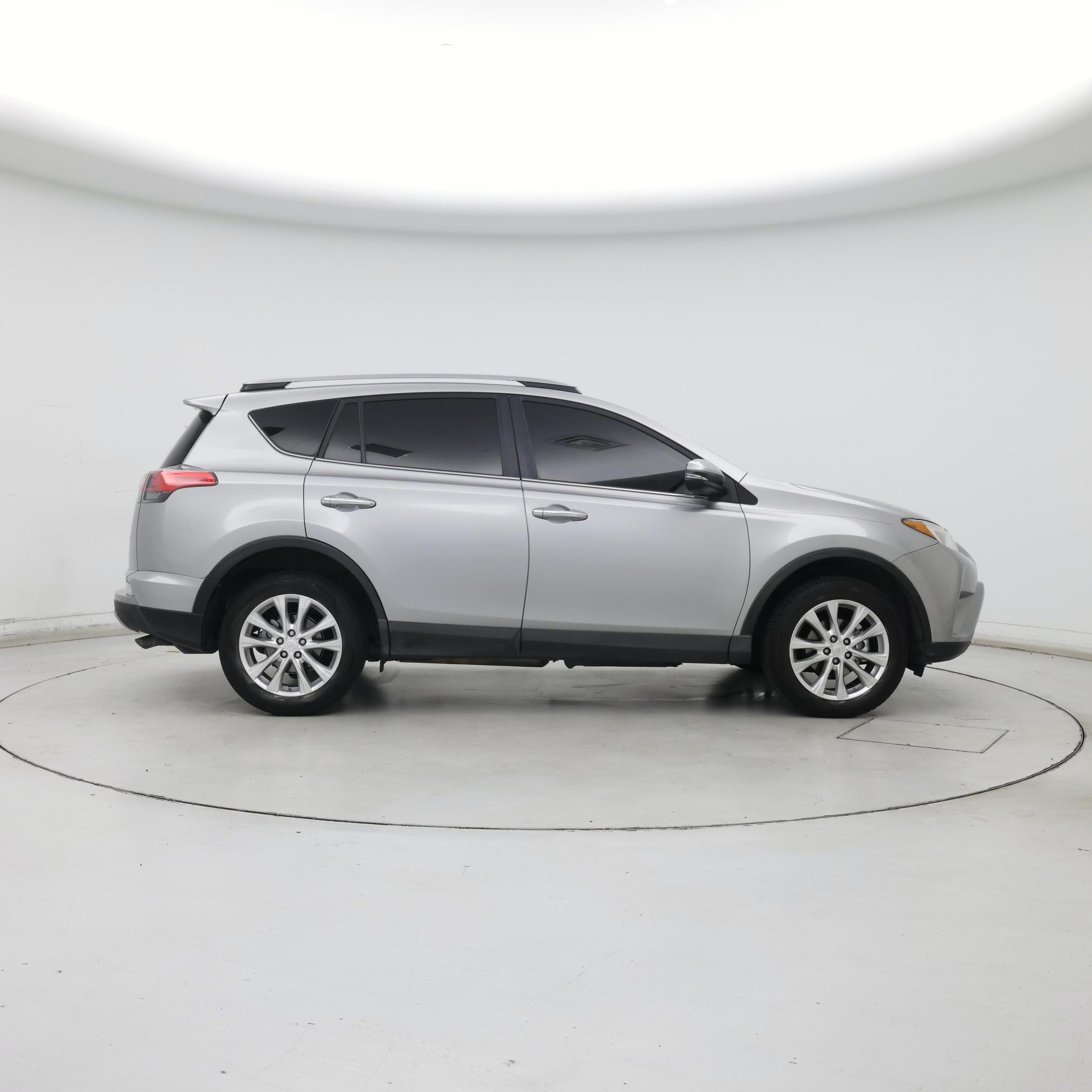 Thumbnail: 2018 Toyota RAV4 - 7