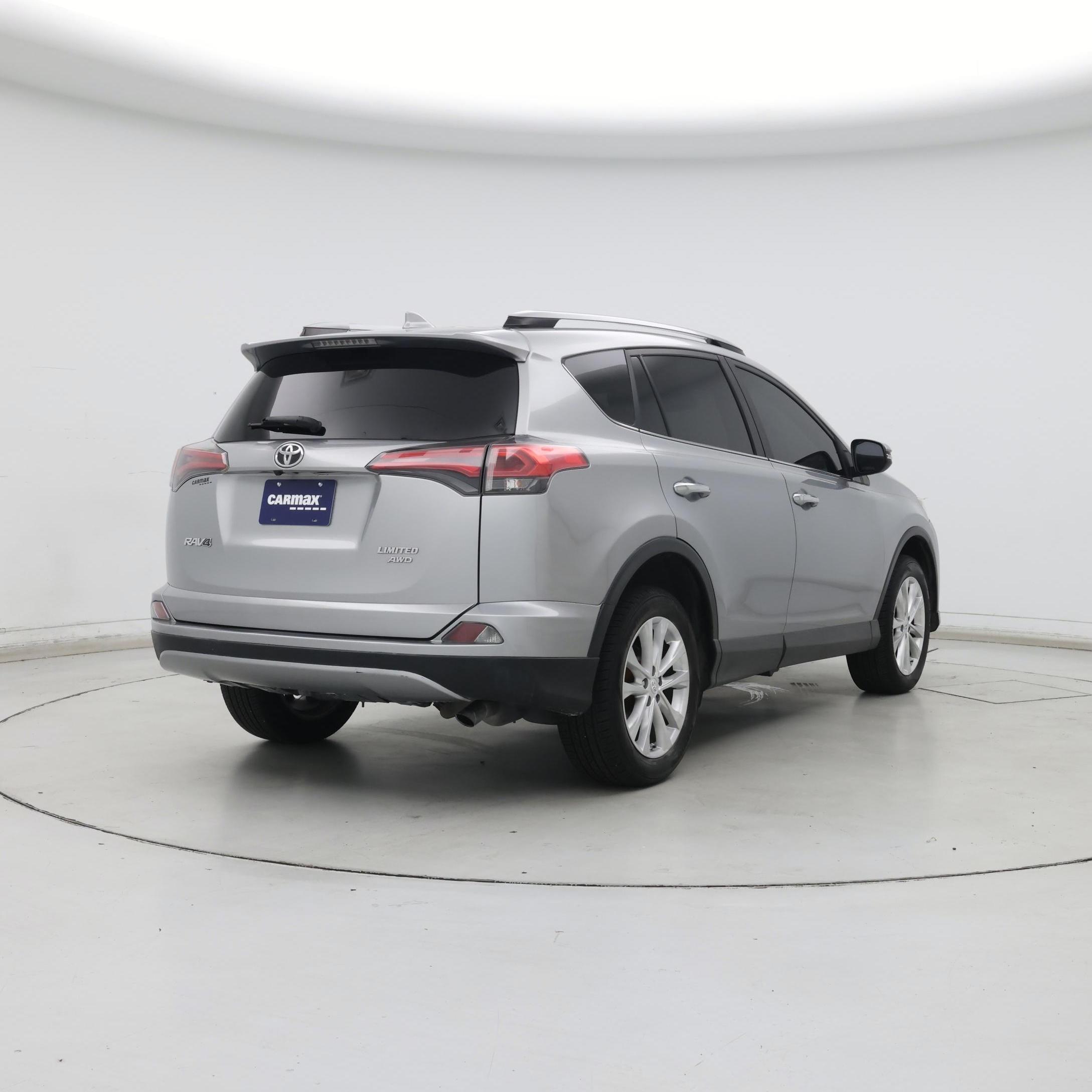 Thumbnail: 2018 Toyota RAV4 - 8
