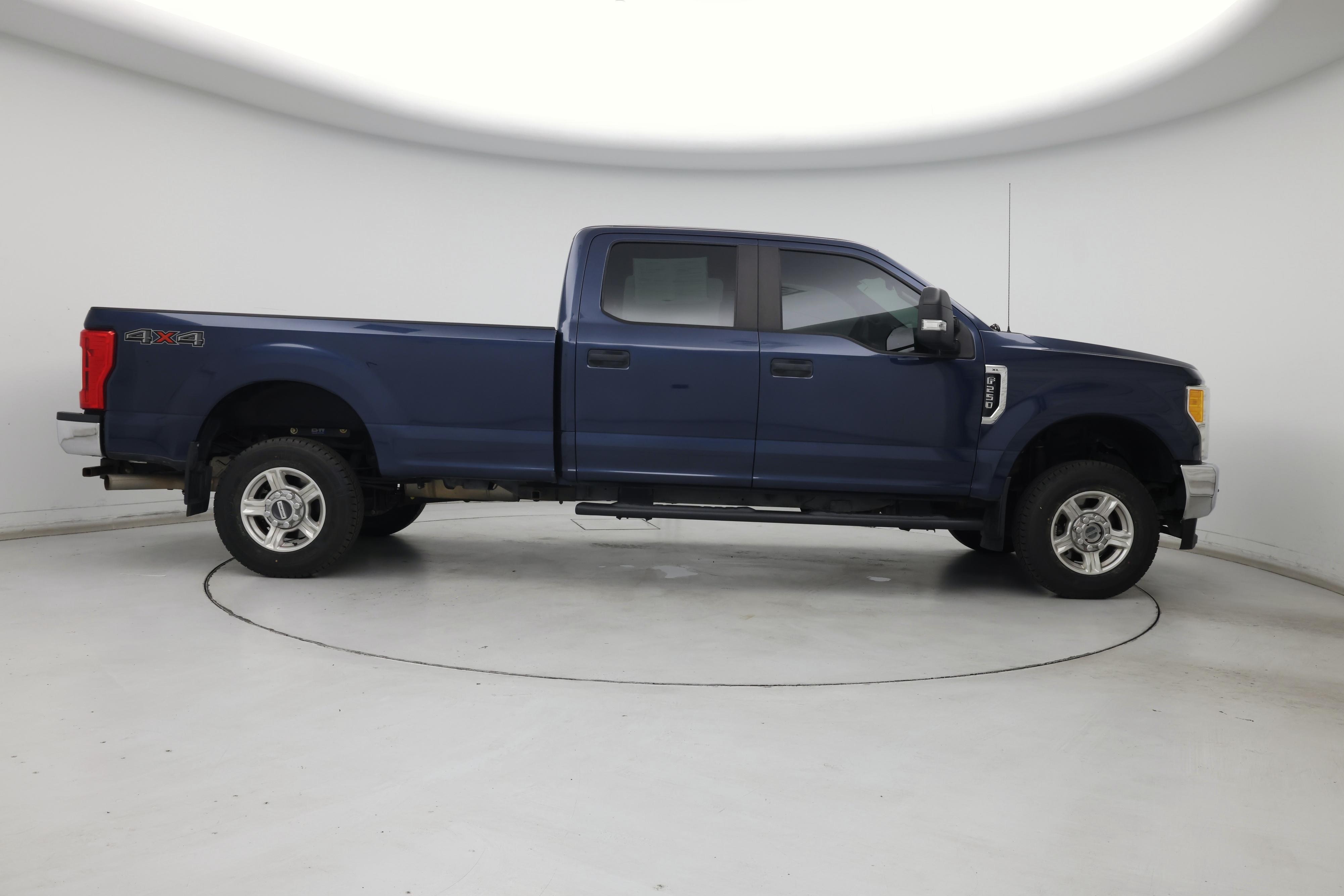 Thumbnail: 2017 Ford F-250 - 7