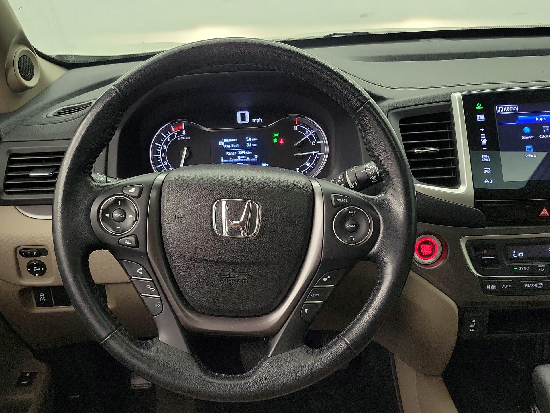 Thumbnail: 2016 Honda Pilot - 10