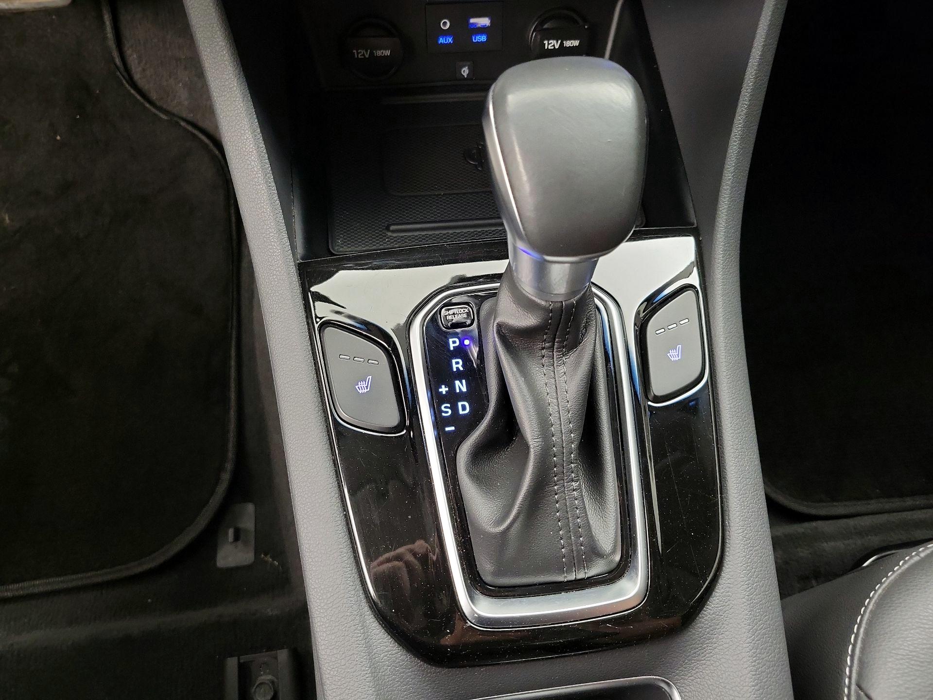 Thumbnail: 2019 Hyundai Ioniq - 18