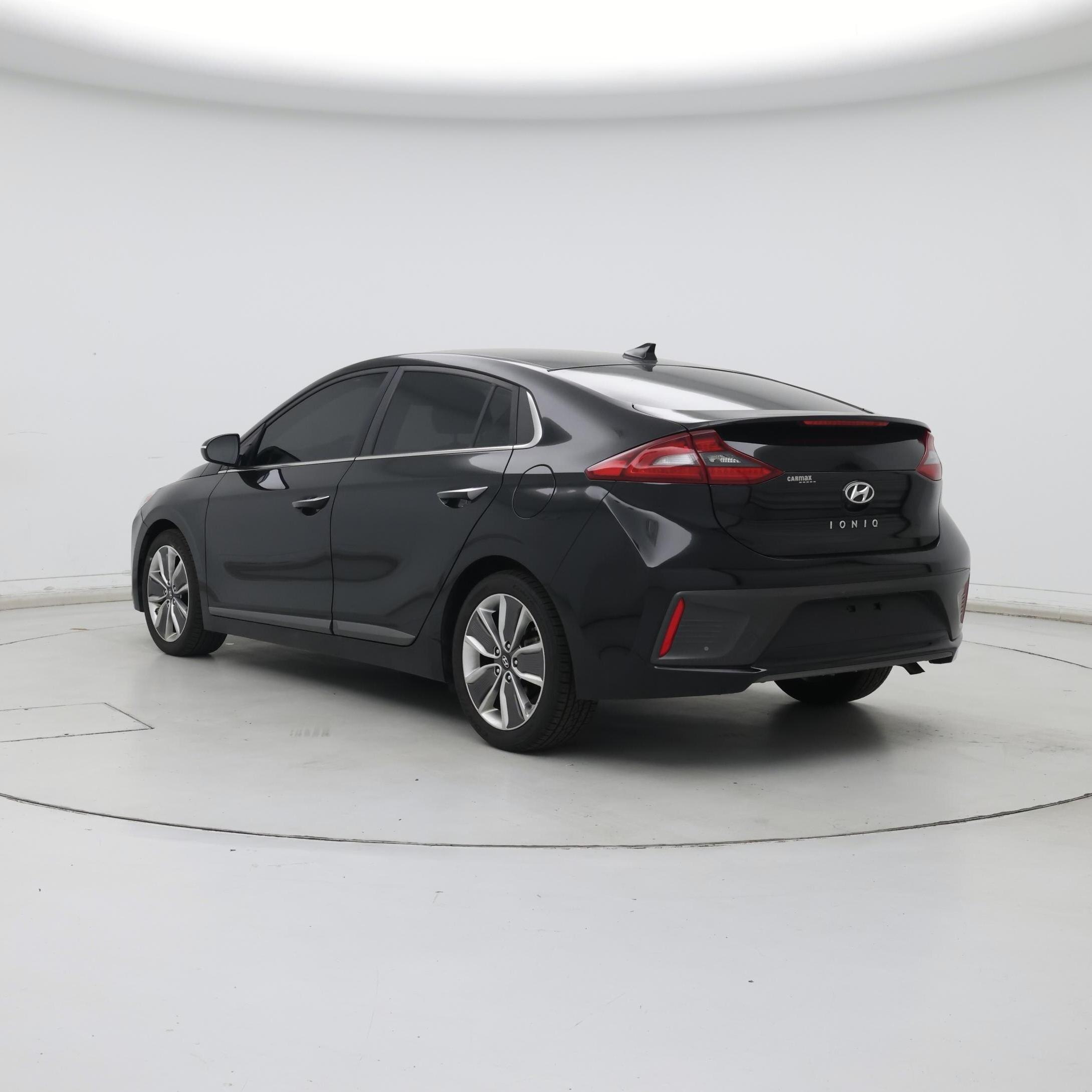 Thumbnail: 2019 Hyundai Ioniq - 2