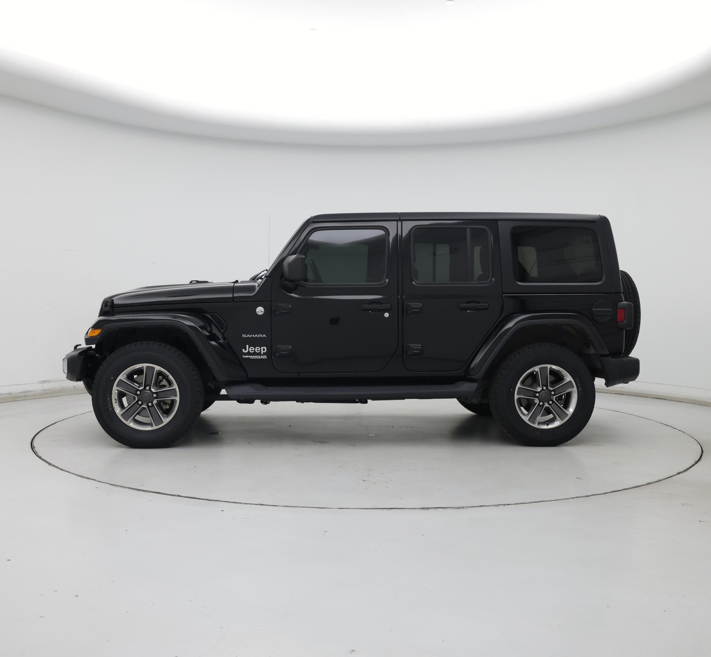 Thumbnail: 2019 Jeep Wrangler - 3