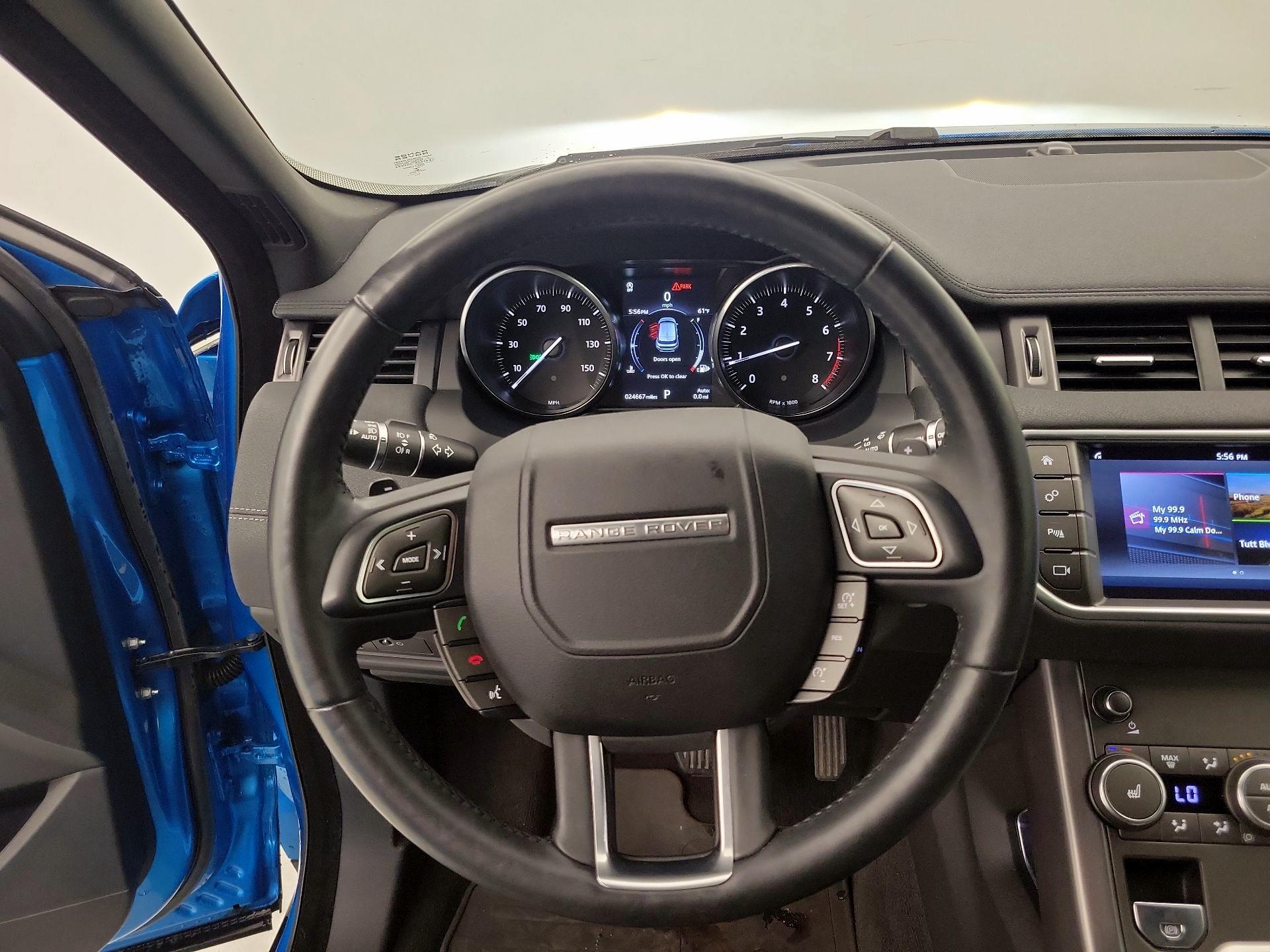 Thumbnail: 2018 Land Rover Range Rover Evoque - 10