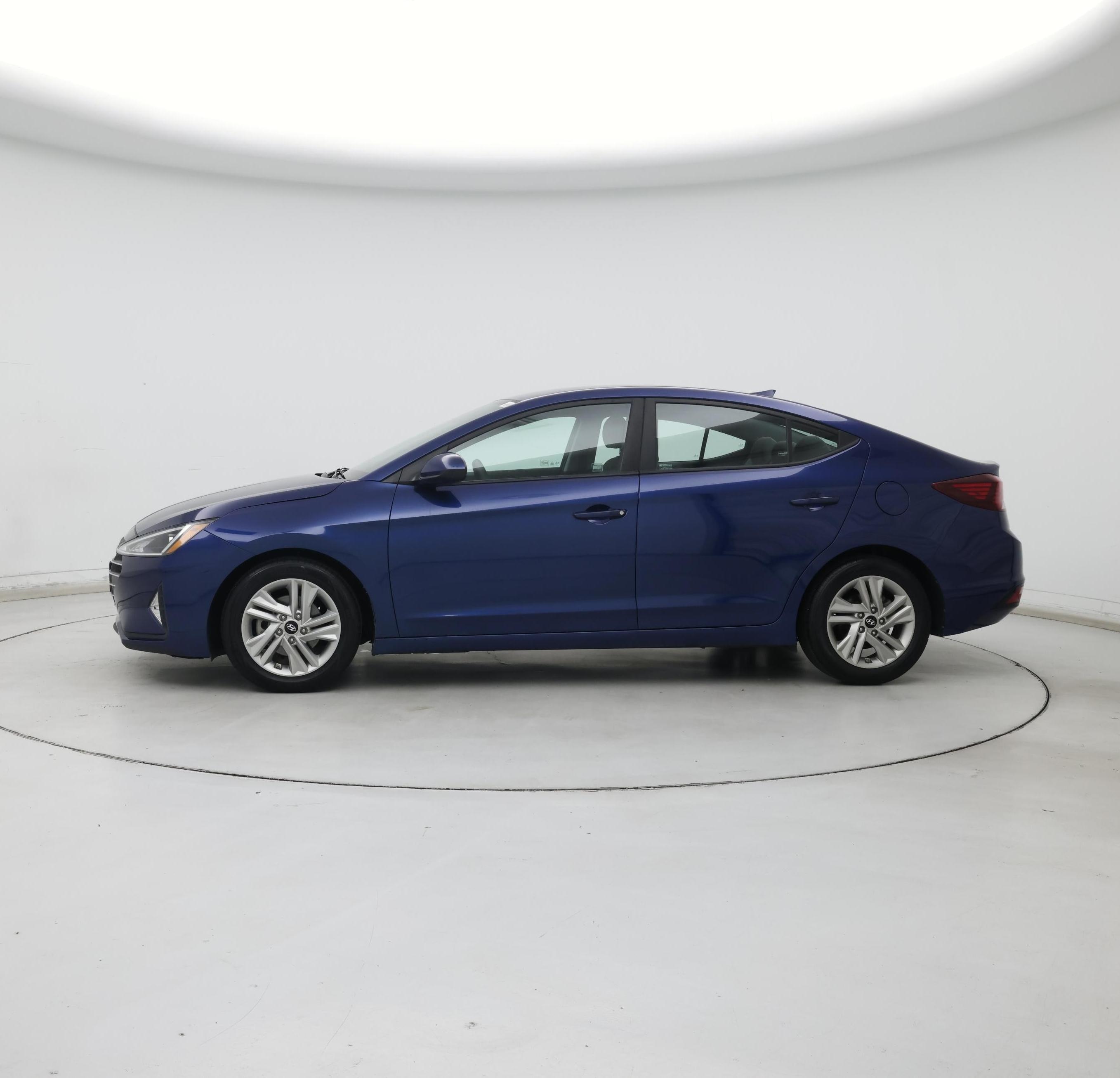 Thumbnail: 2020 Hyundai Elantra - 3