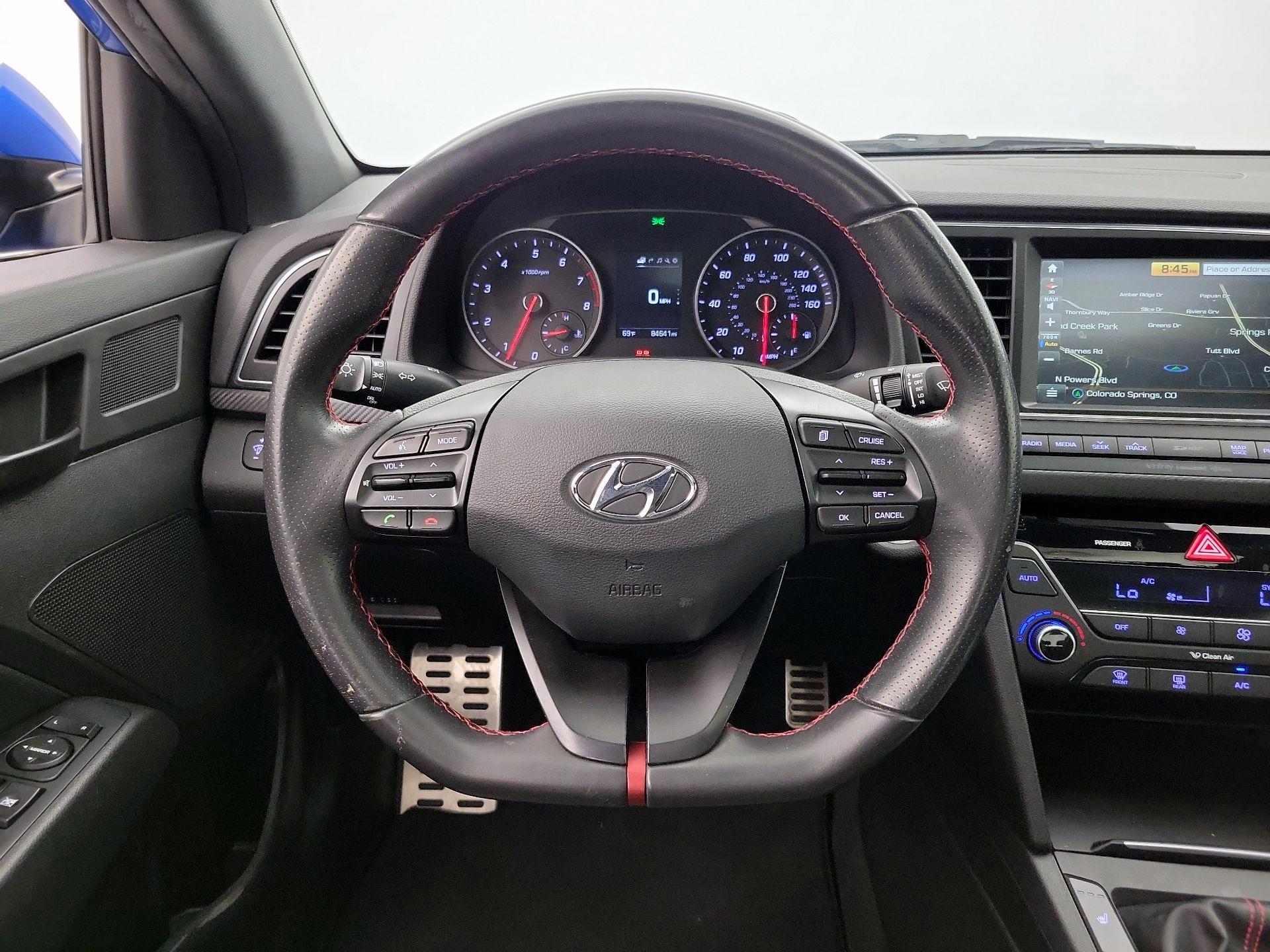 Thumbnail: 2017 Hyundai Elantra - 10