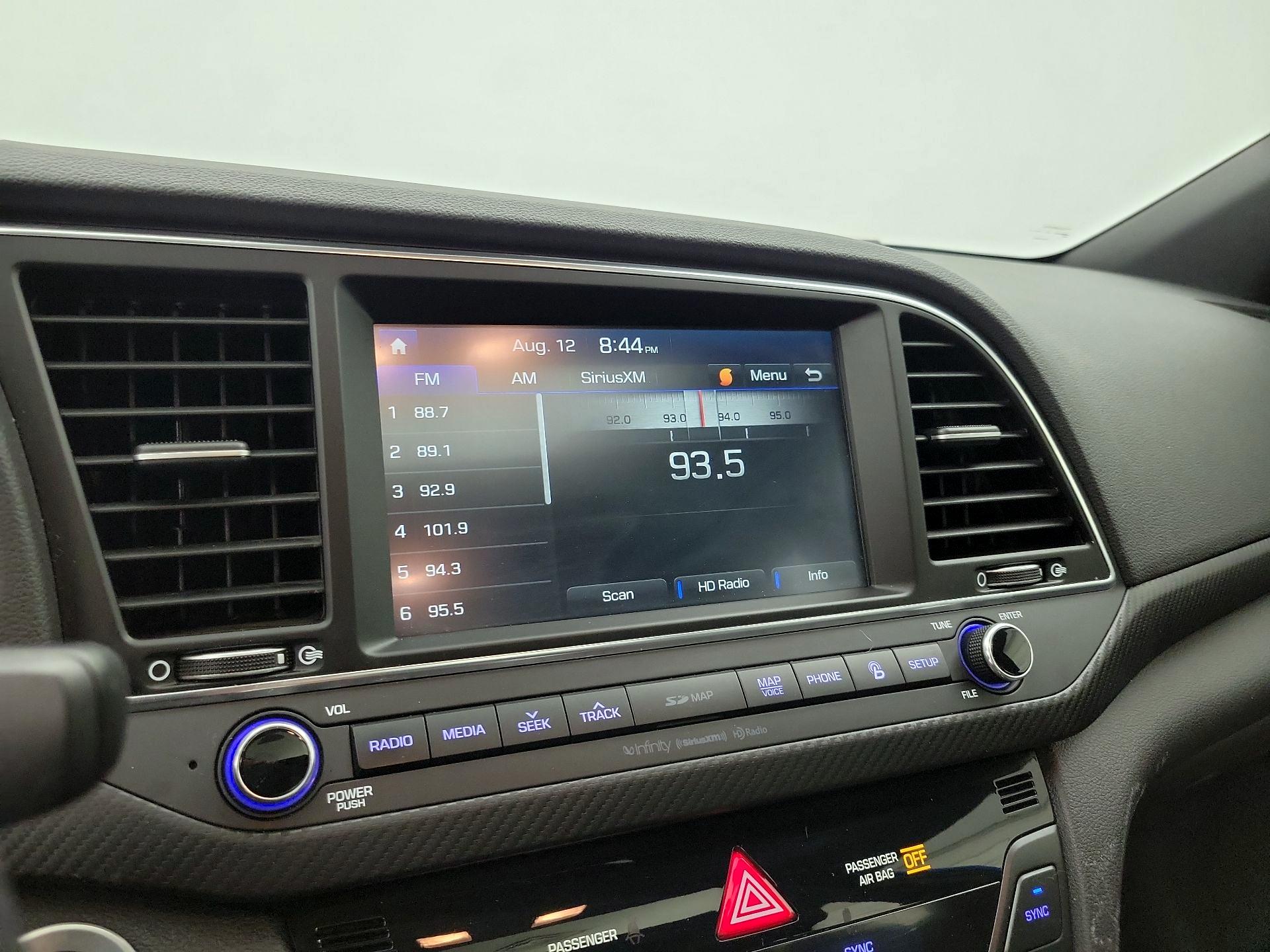 Thumbnail: 2017 Hyundai Elantra - 16