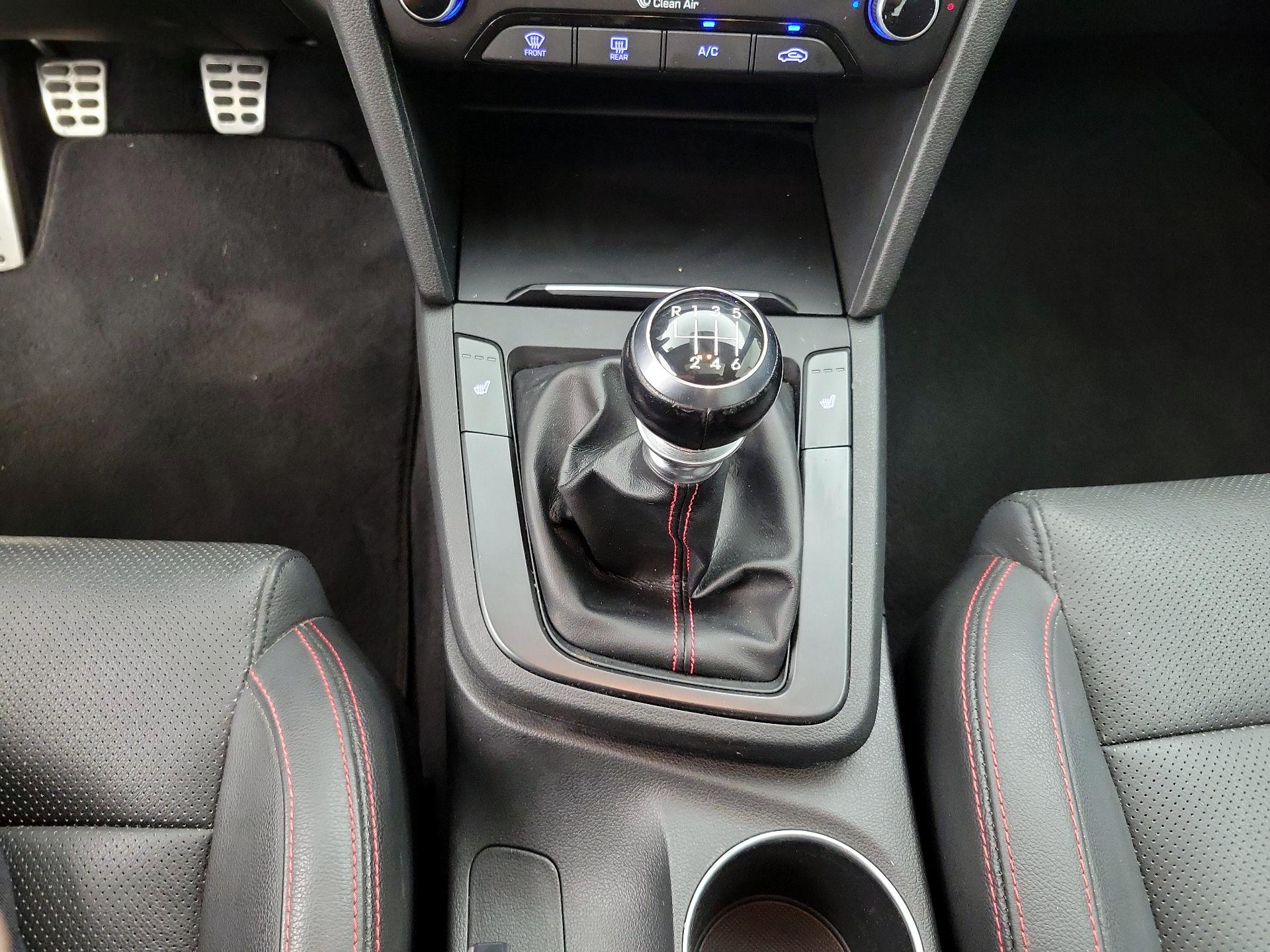 Thumbnail: 2017 Hyundai Elantra - 18