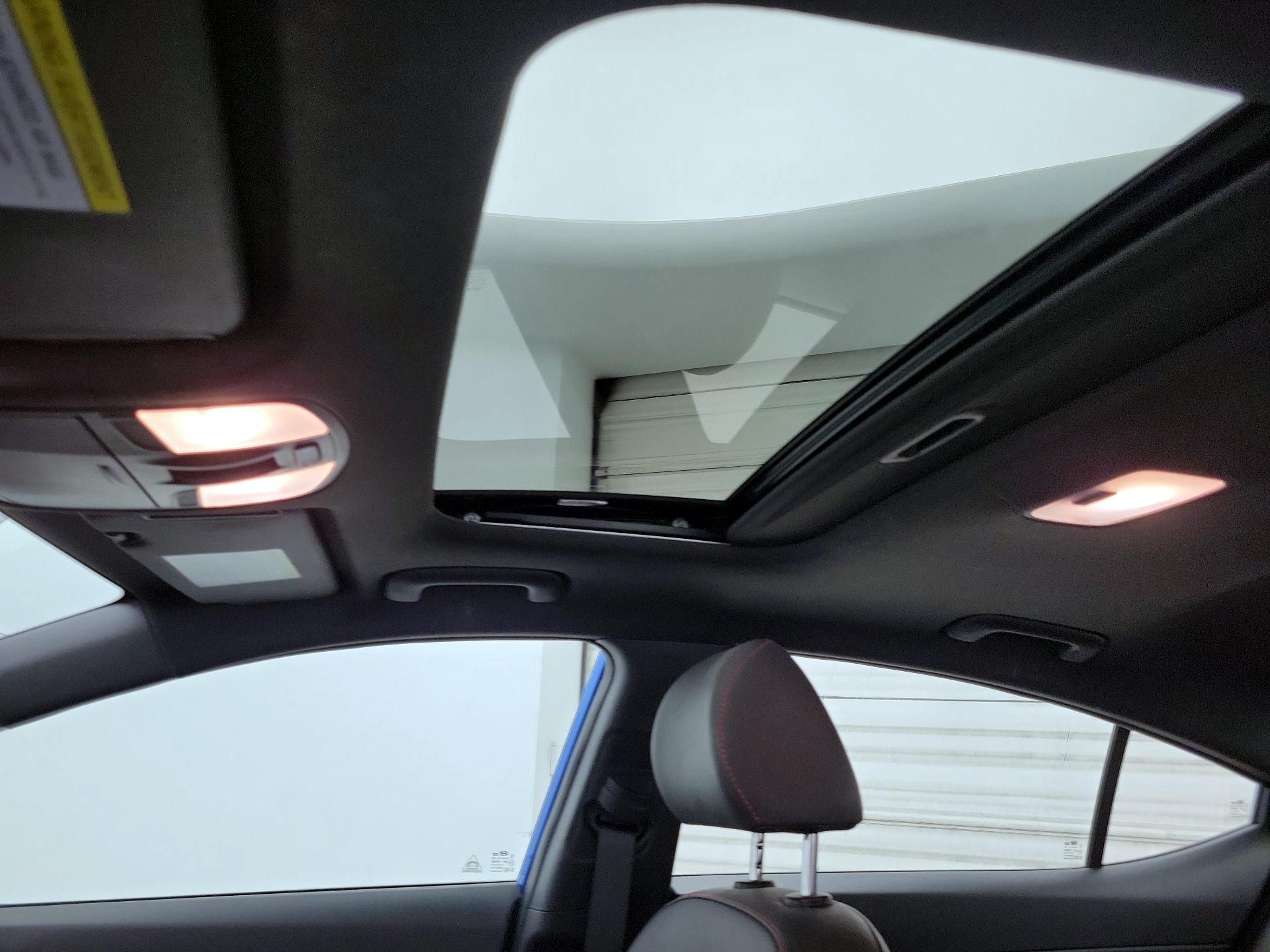 Thumbnail: 2017 Hyundai Elantra - 20