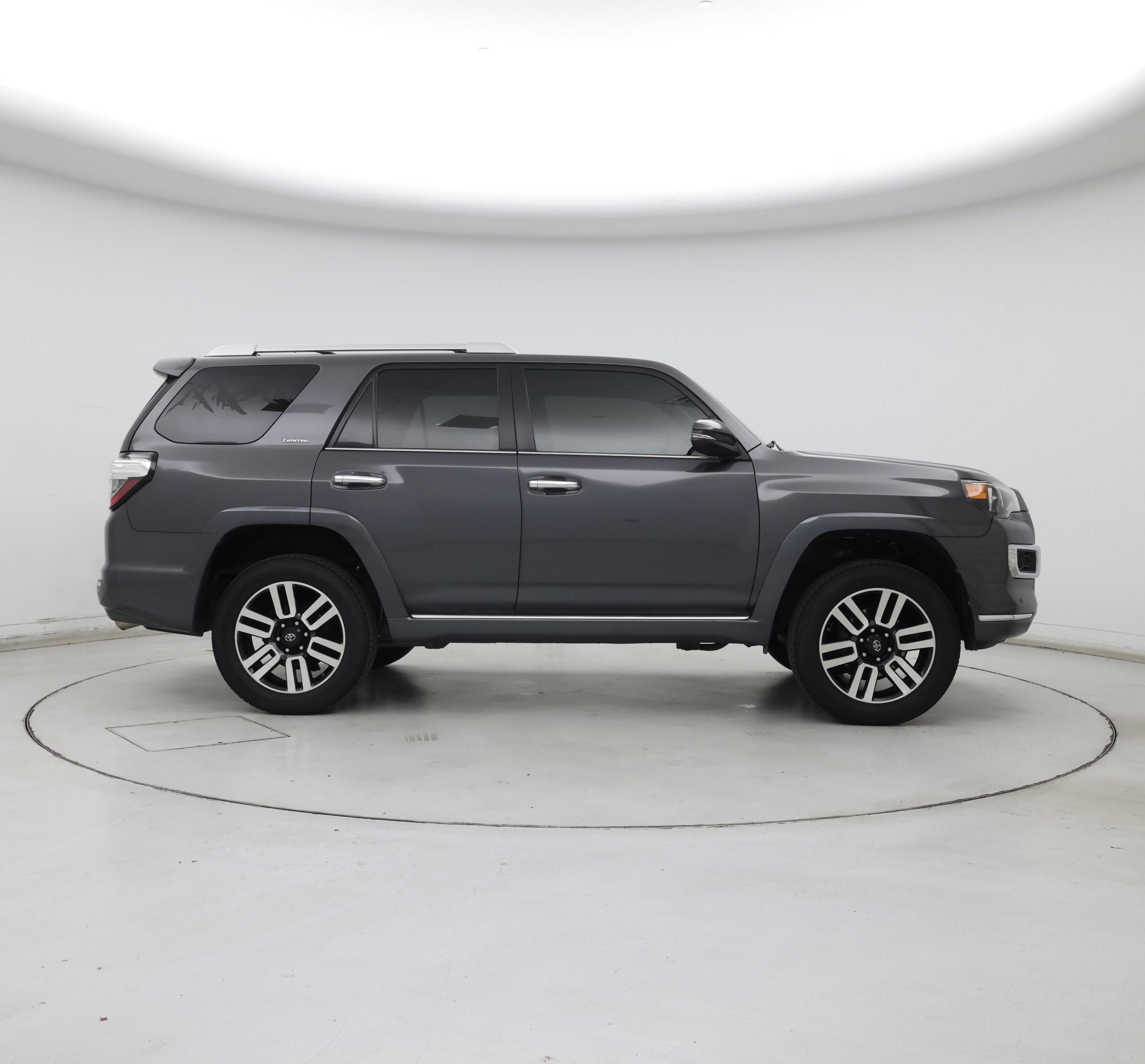 Thumbnail: 2018 Toyota 4Runner - 7