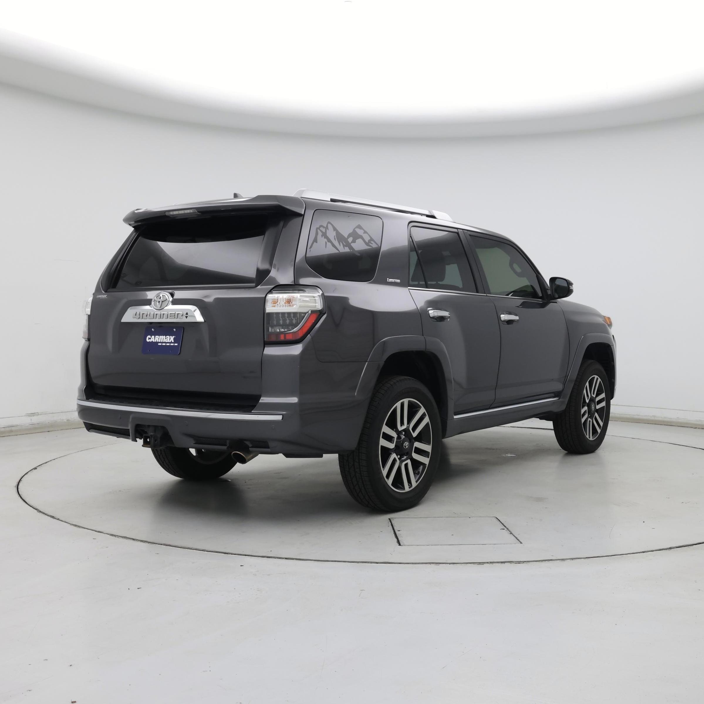 Thumbnail: 2018 Toyota 4Runner - 8