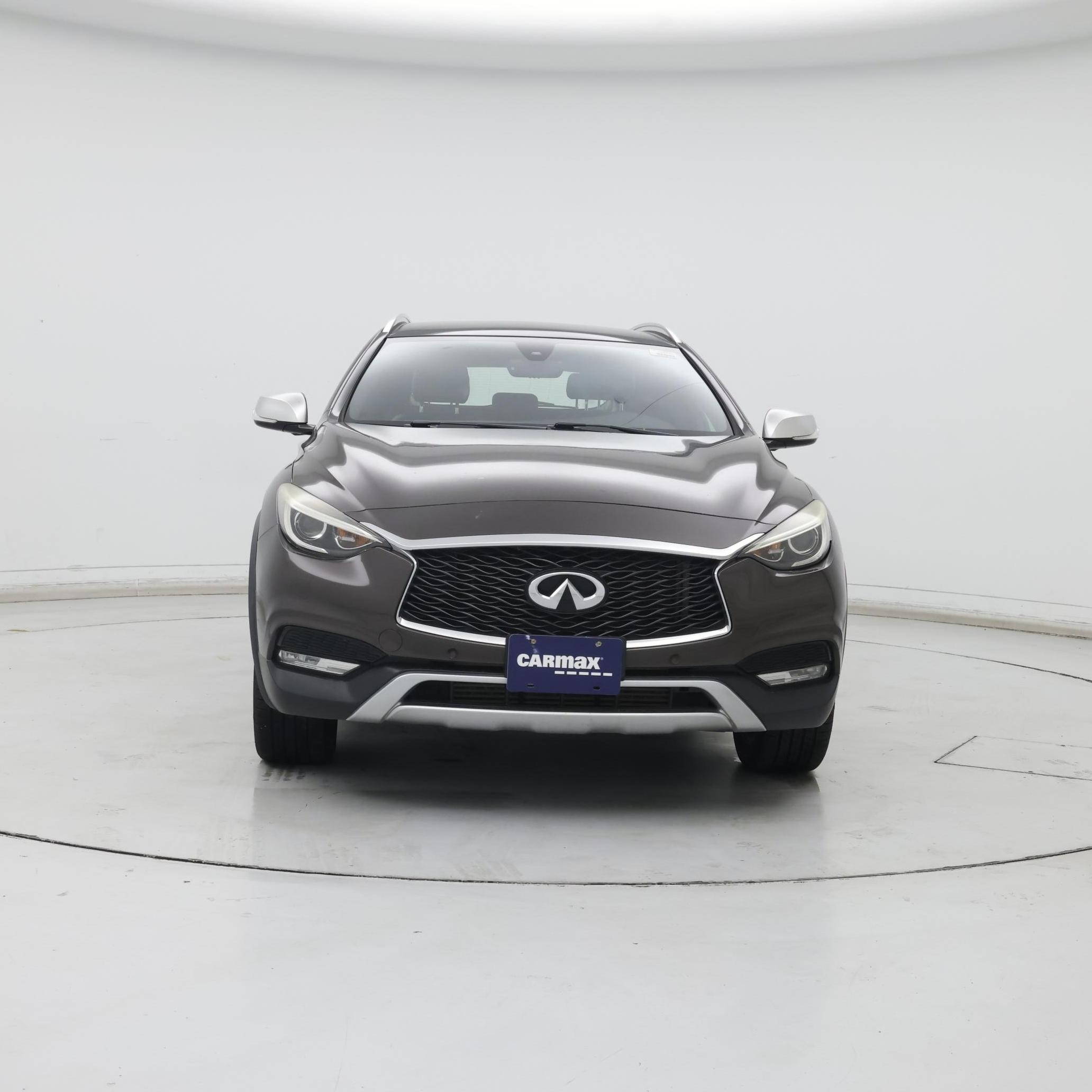Thumbnail: 2017 INFINITI QX30 - 5