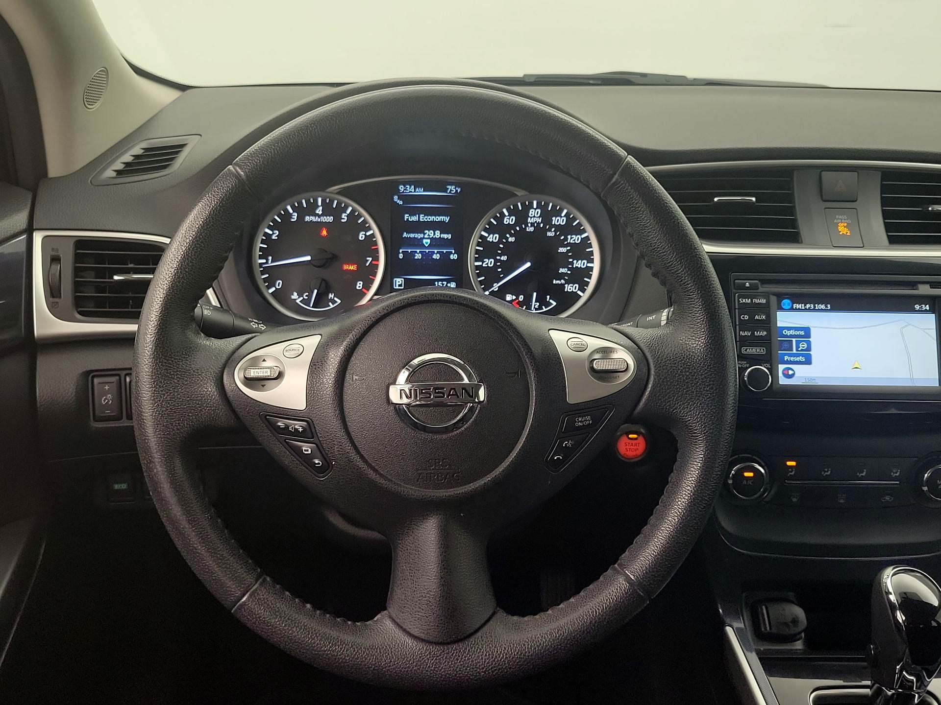Thumbnail: 2017 Nissan Sentra - 10