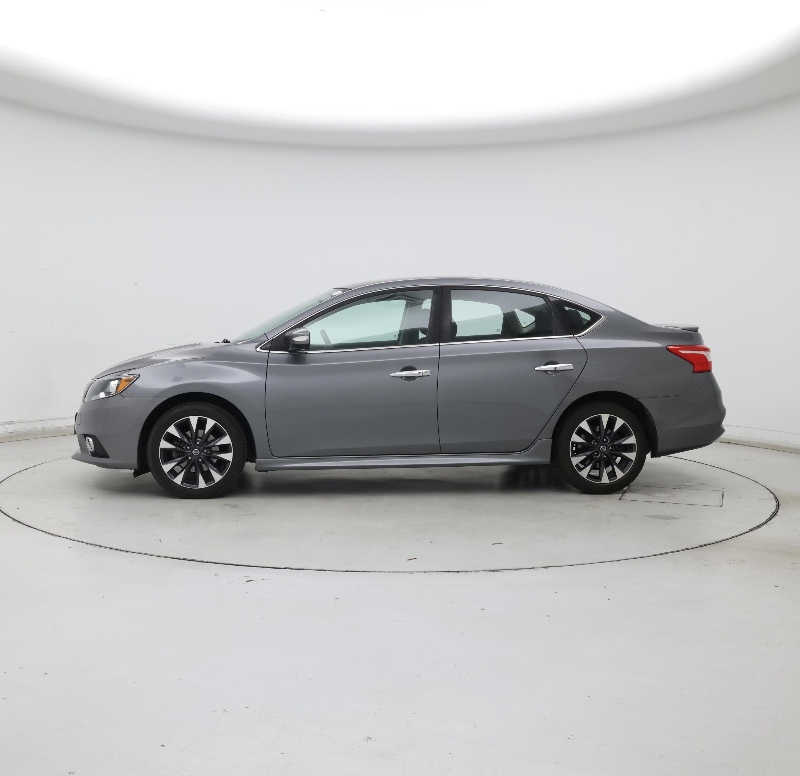 Thumbnail: 2017 Nissan Sentra - 3