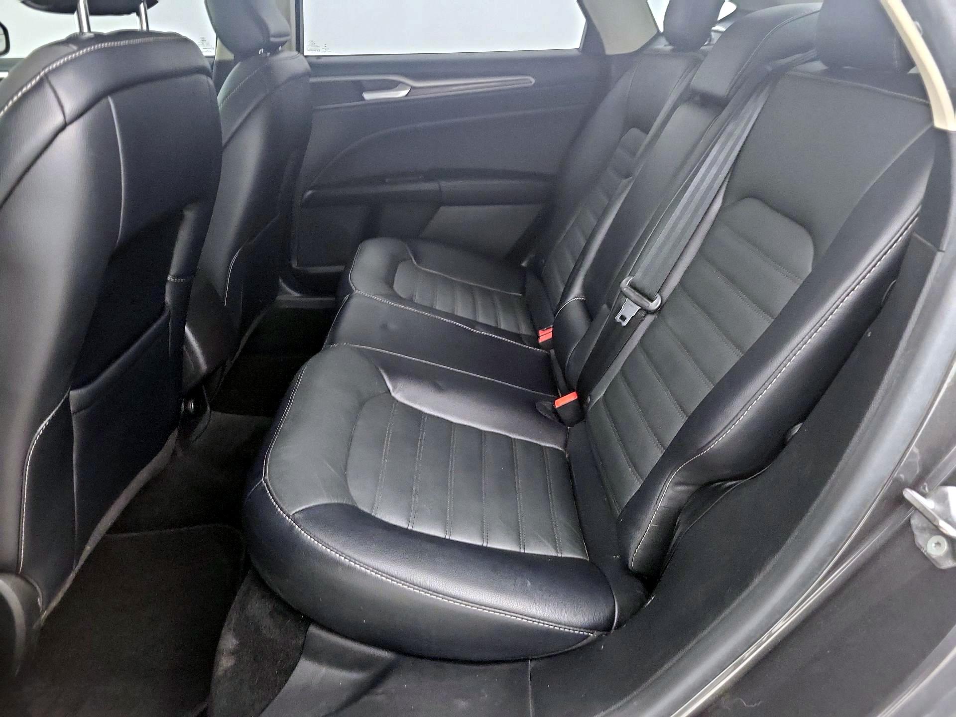 Thumbnail: 2018 Ford Fusion - 19