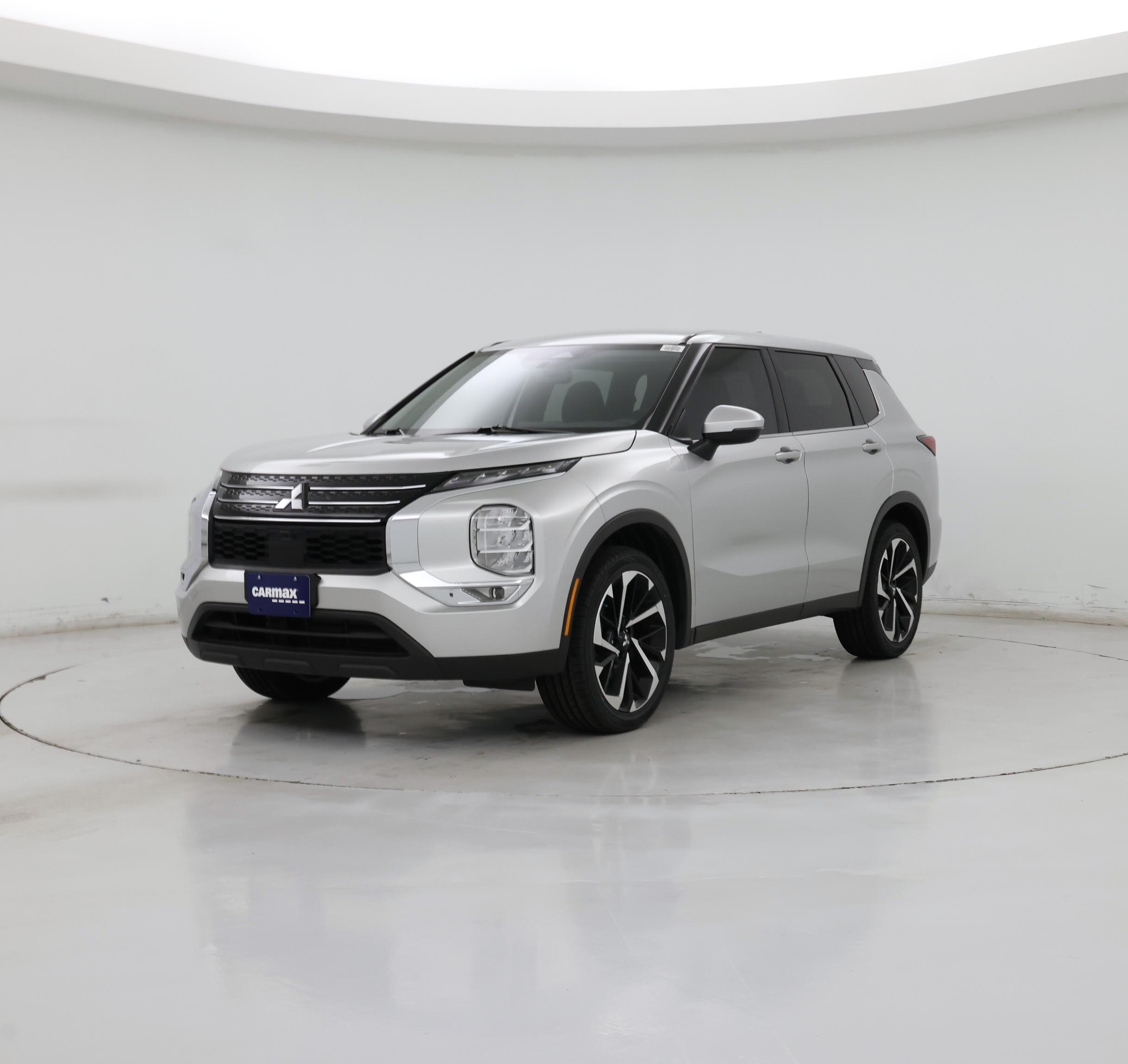 Thumbnail: 2022 Mitsubishi Outlander - 4
