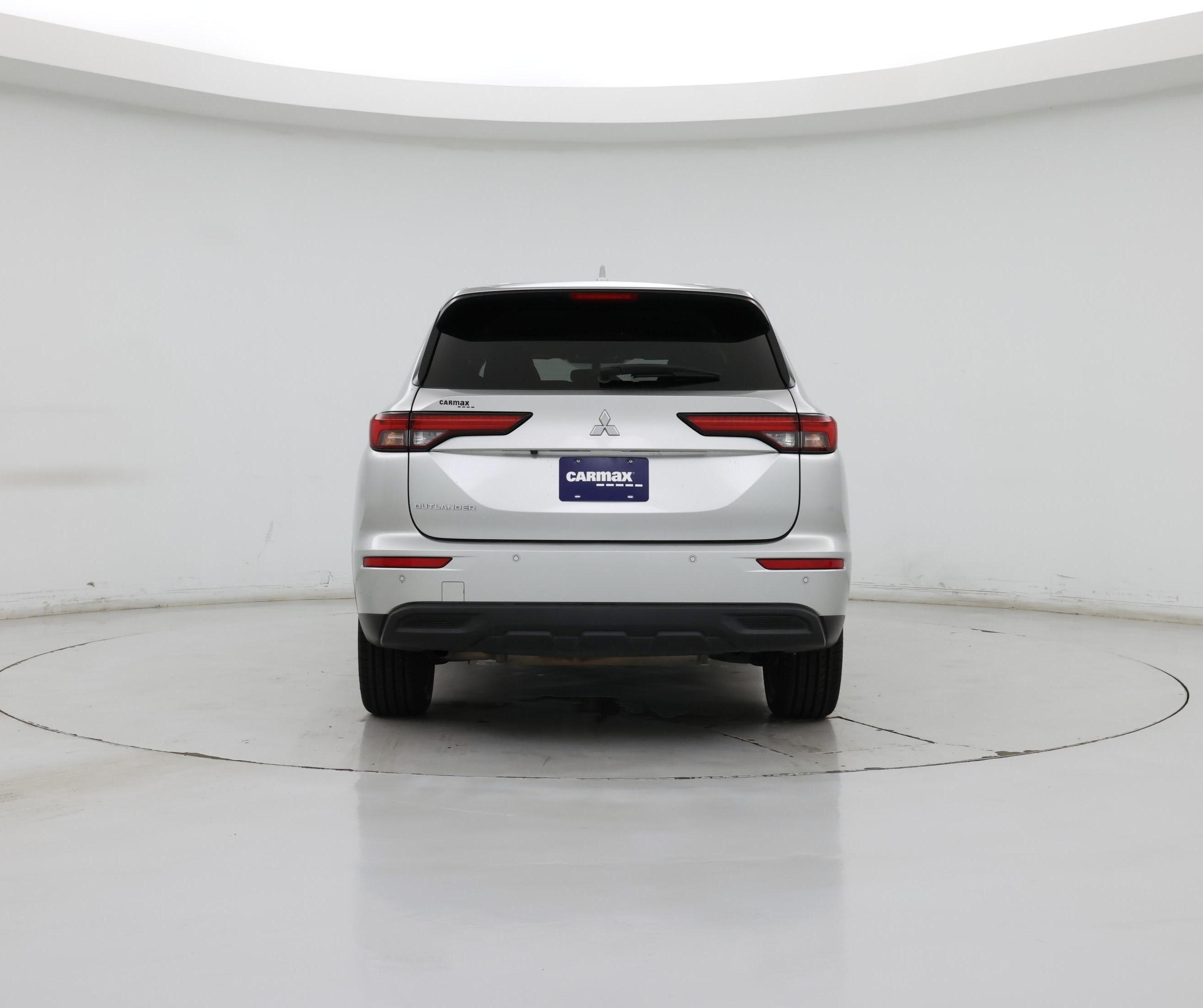 Thumbnail: 2022 Mitsubishi Outlander - 6