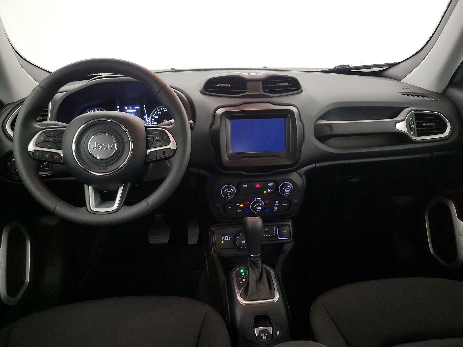Thumbnail: 2021 Jeep Renegade - 9