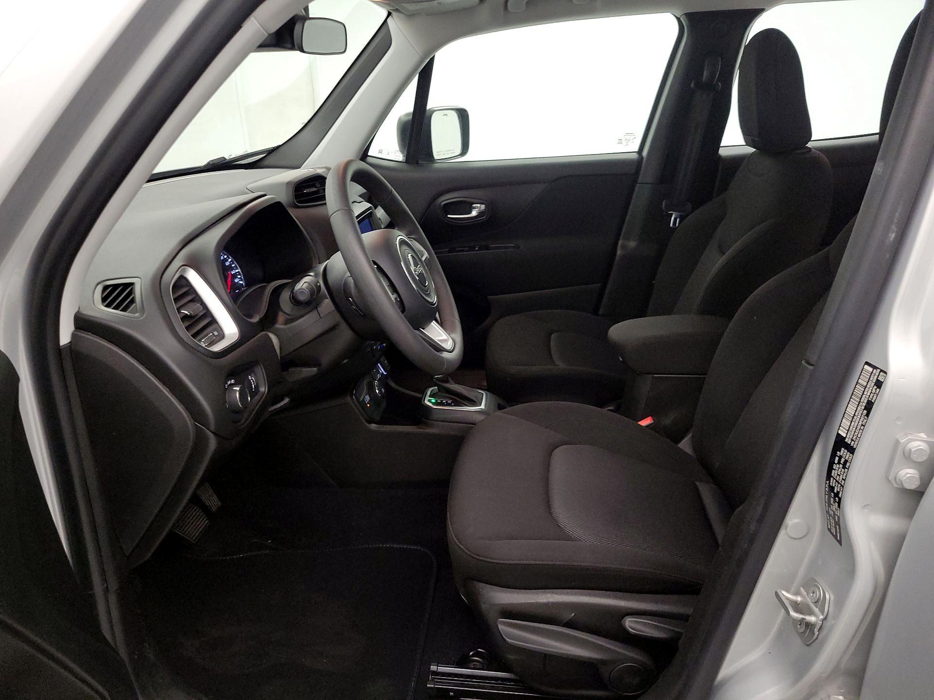 Thumbnail: 2021 Jeep Renegade - 11