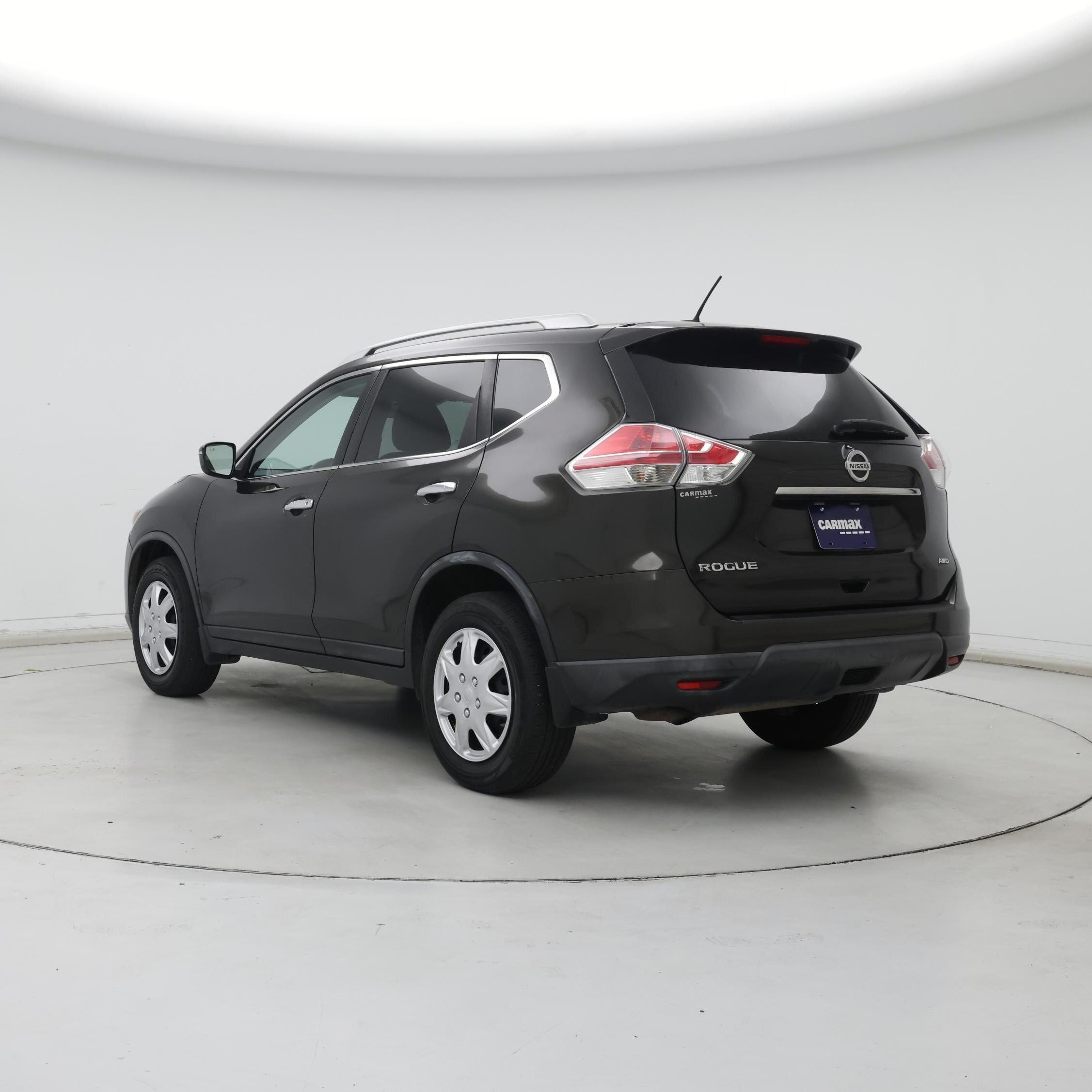 Thumbnail: 2016 Nissan Rogue - 2