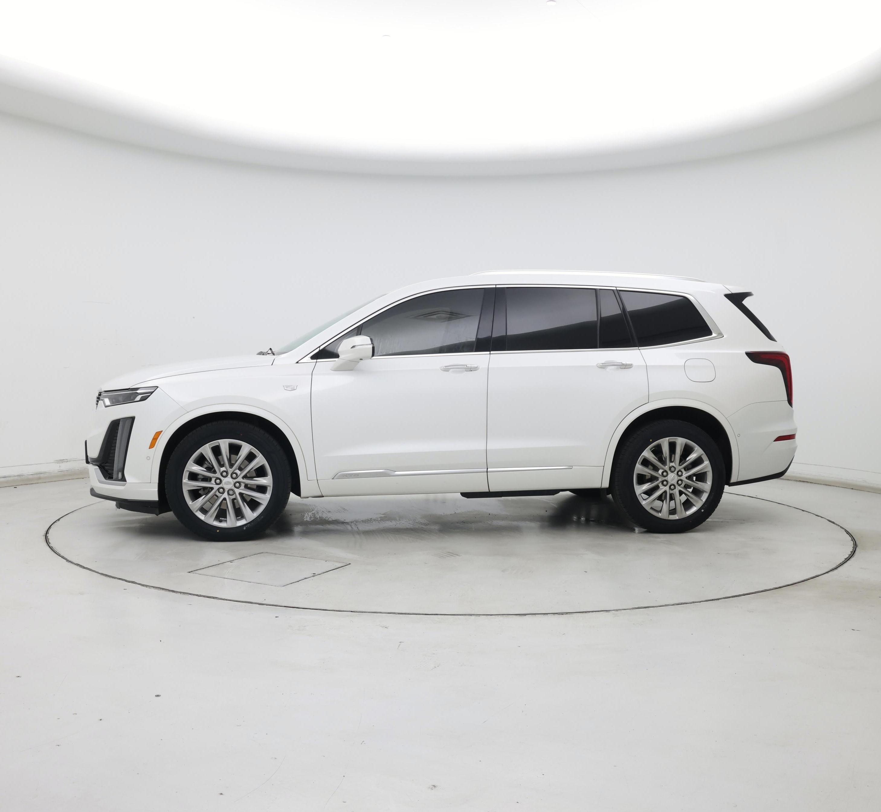 Thumbnail: 2021 Cadillac XT6 - 3