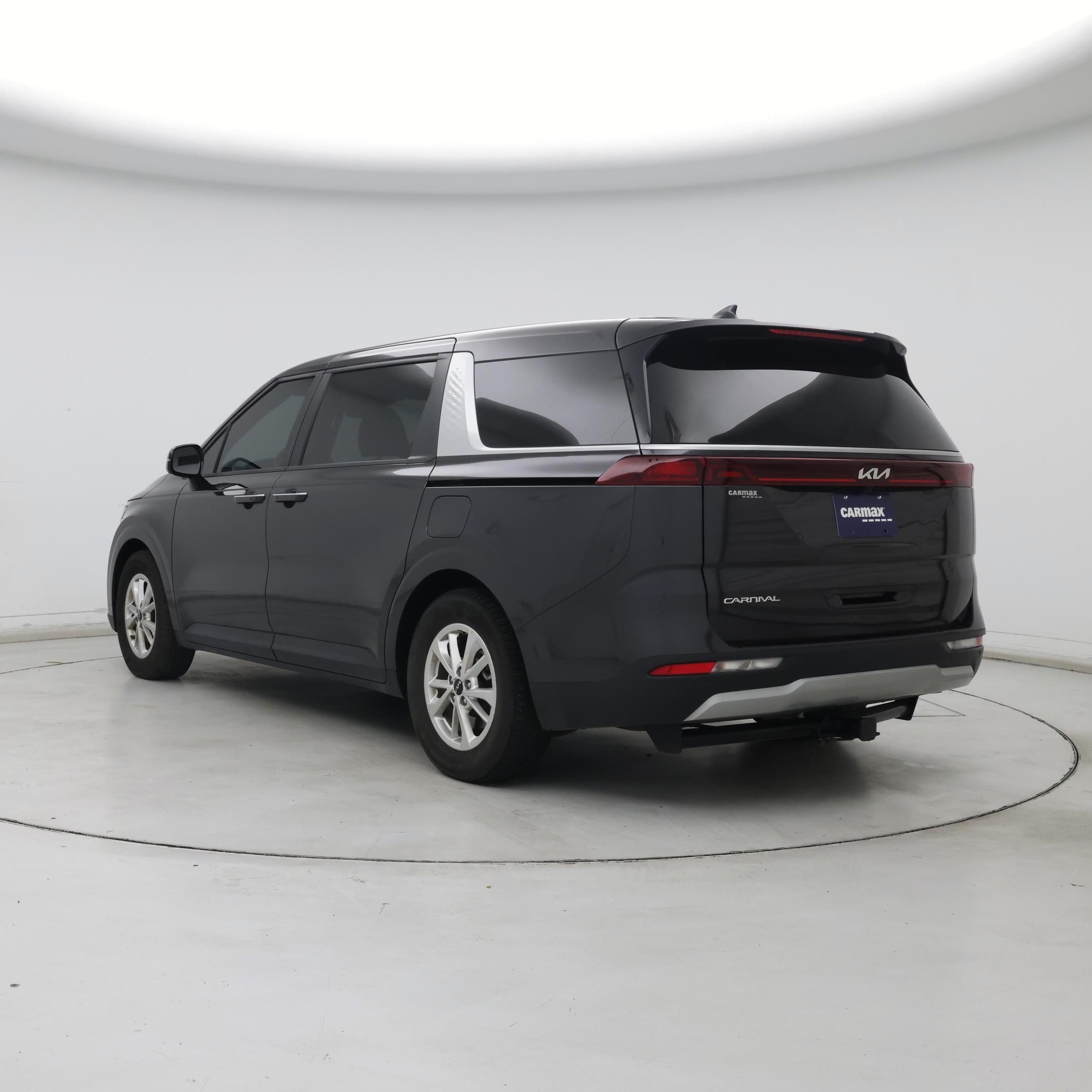 Thumbnail: 2023 Kia Carnival - 2
