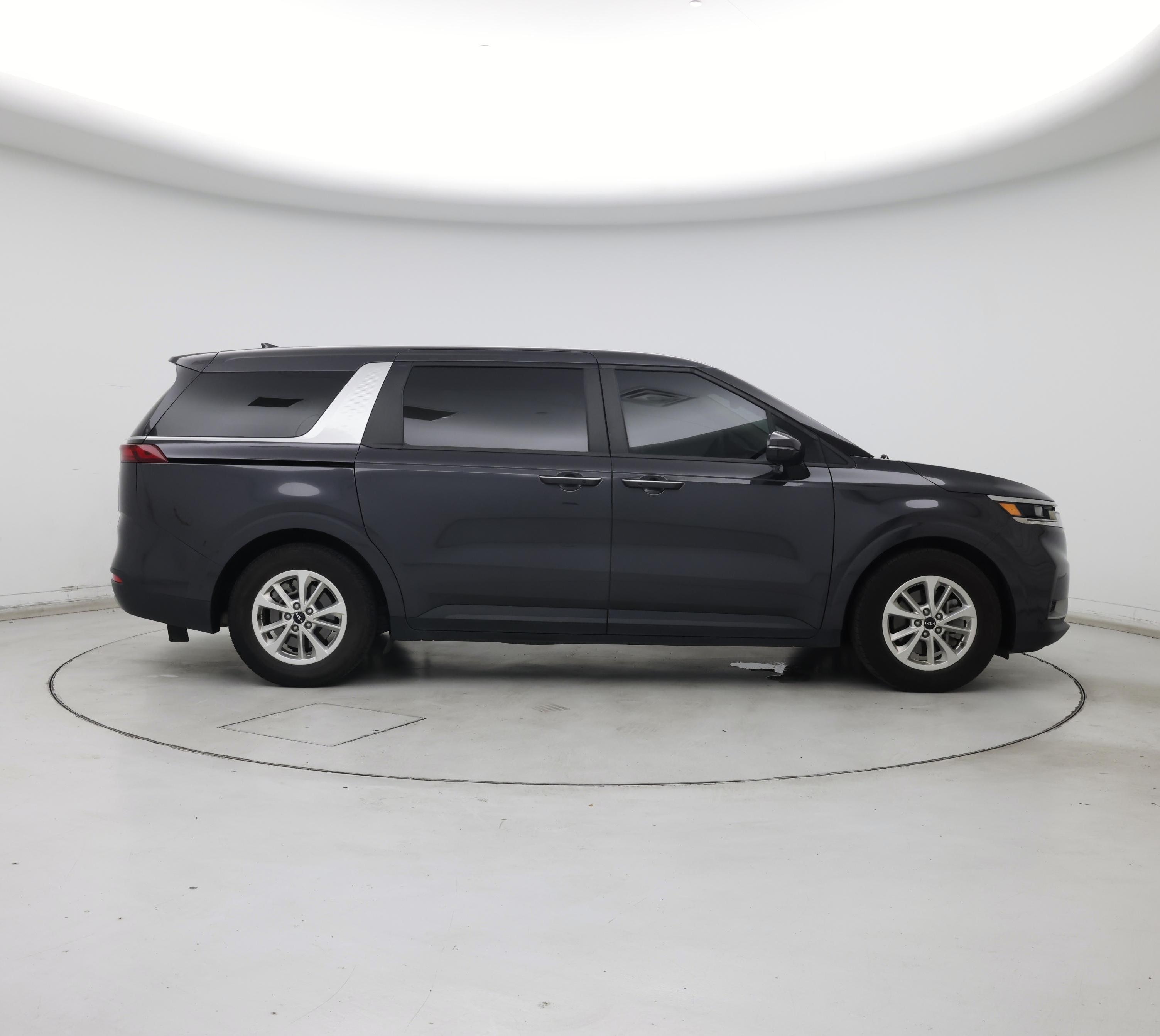 Thumbnail: 2023 Kia Carnival - 7