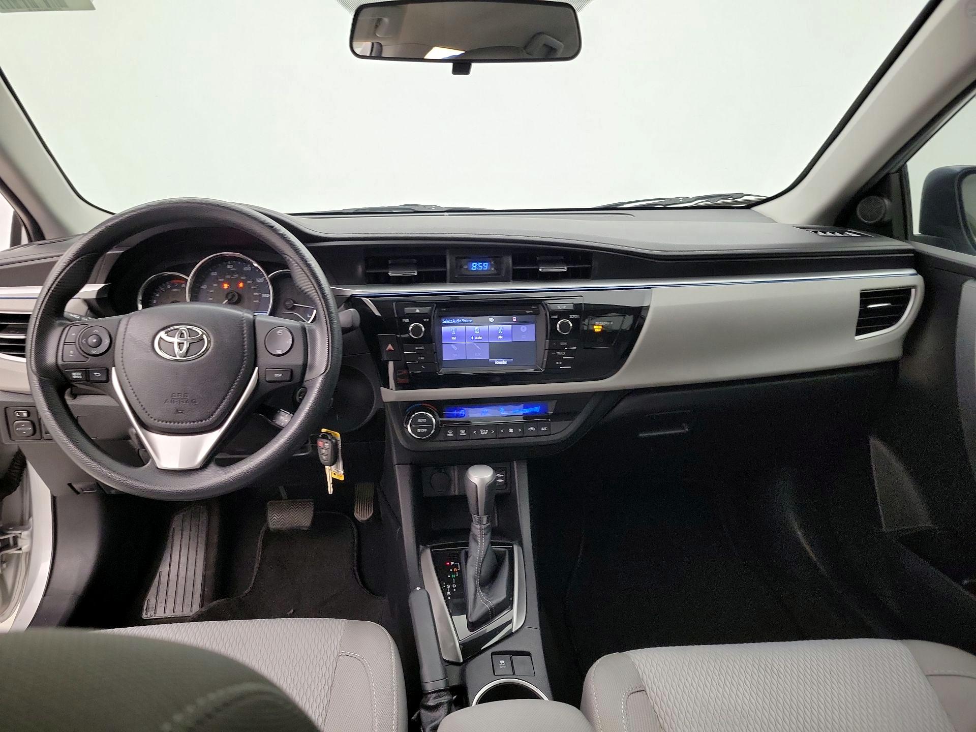 Thumbnail: 2015 Toyota Corolla - 9