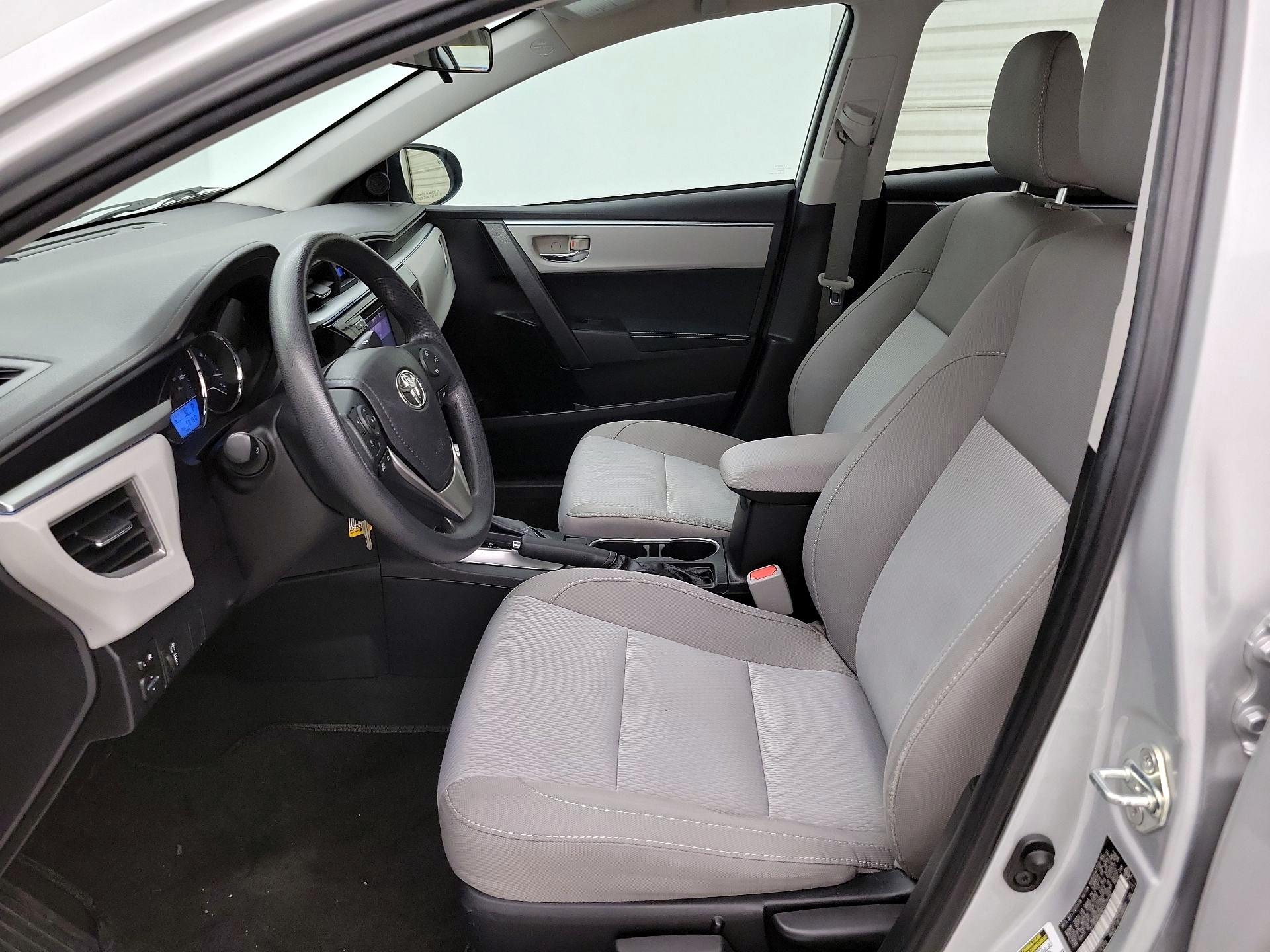 Thumbnail: 2015 Toyota Corolla - 11