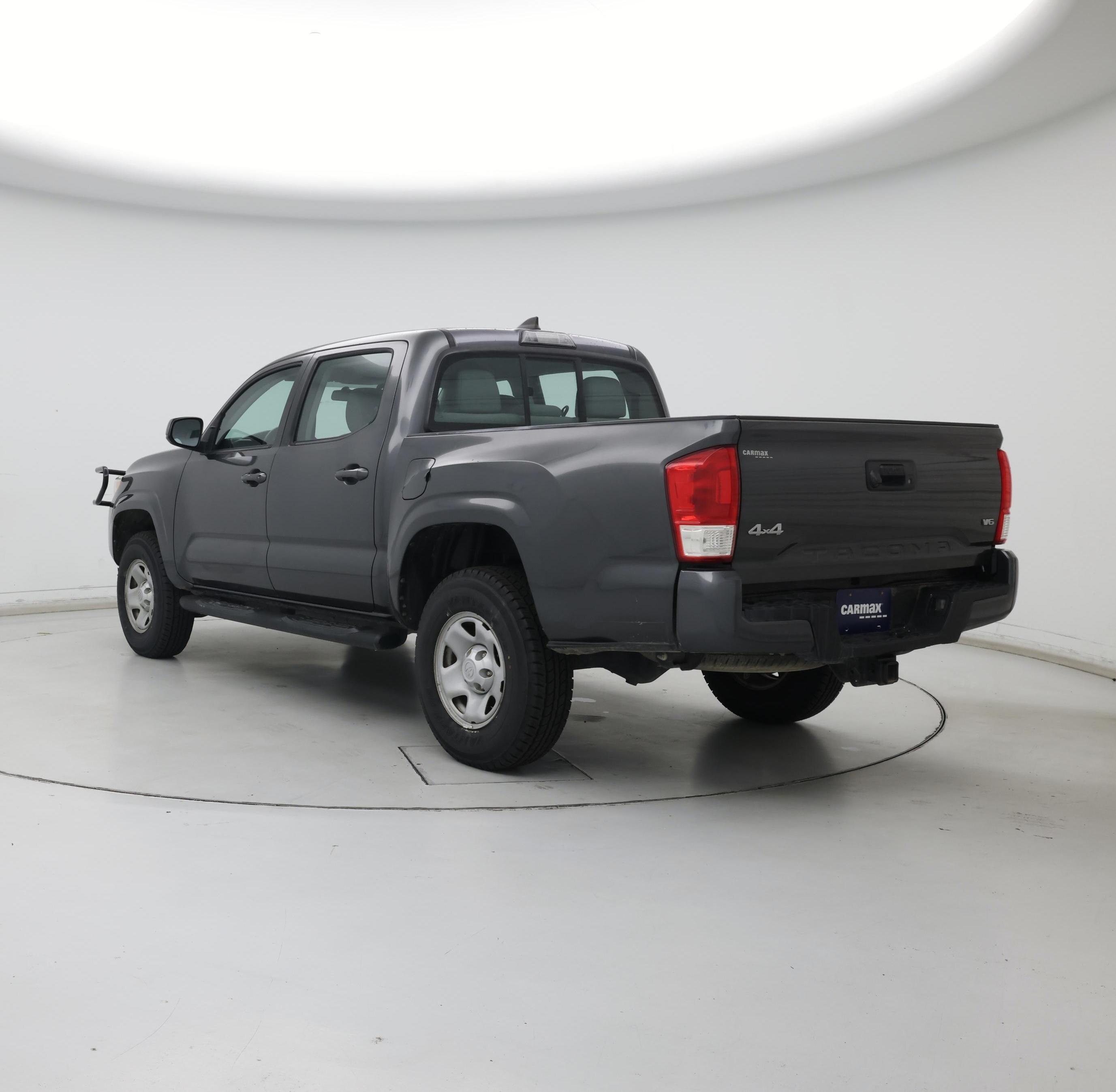 Thumbnail: 2016 Toyota Tacoma - 2