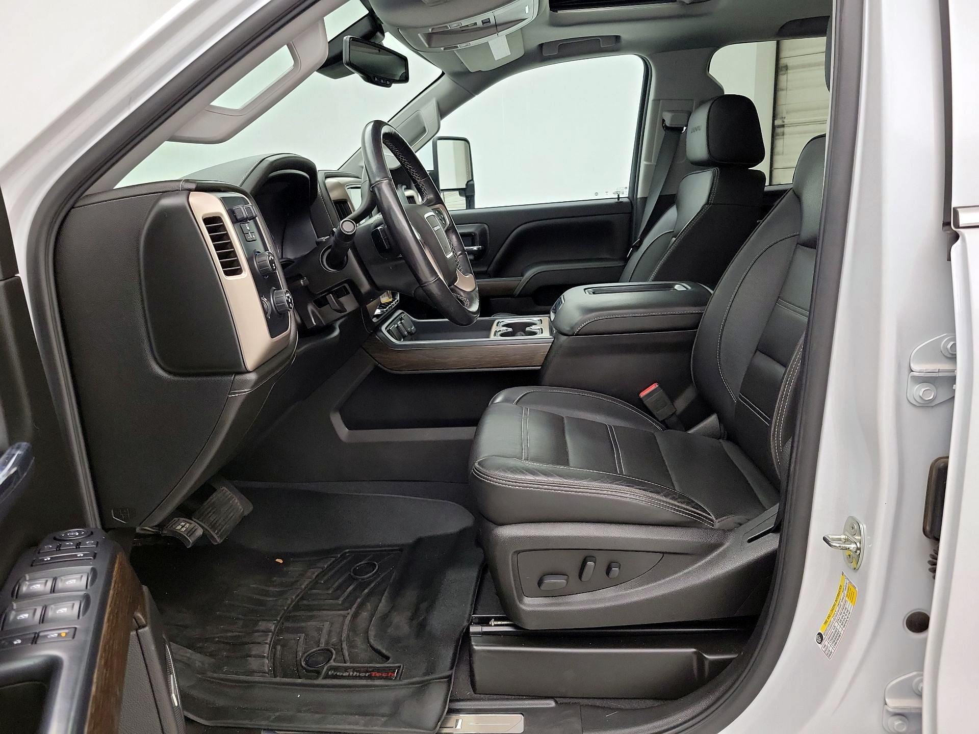 Thumbnail: 2019 GMC Sierra 2500 - 11