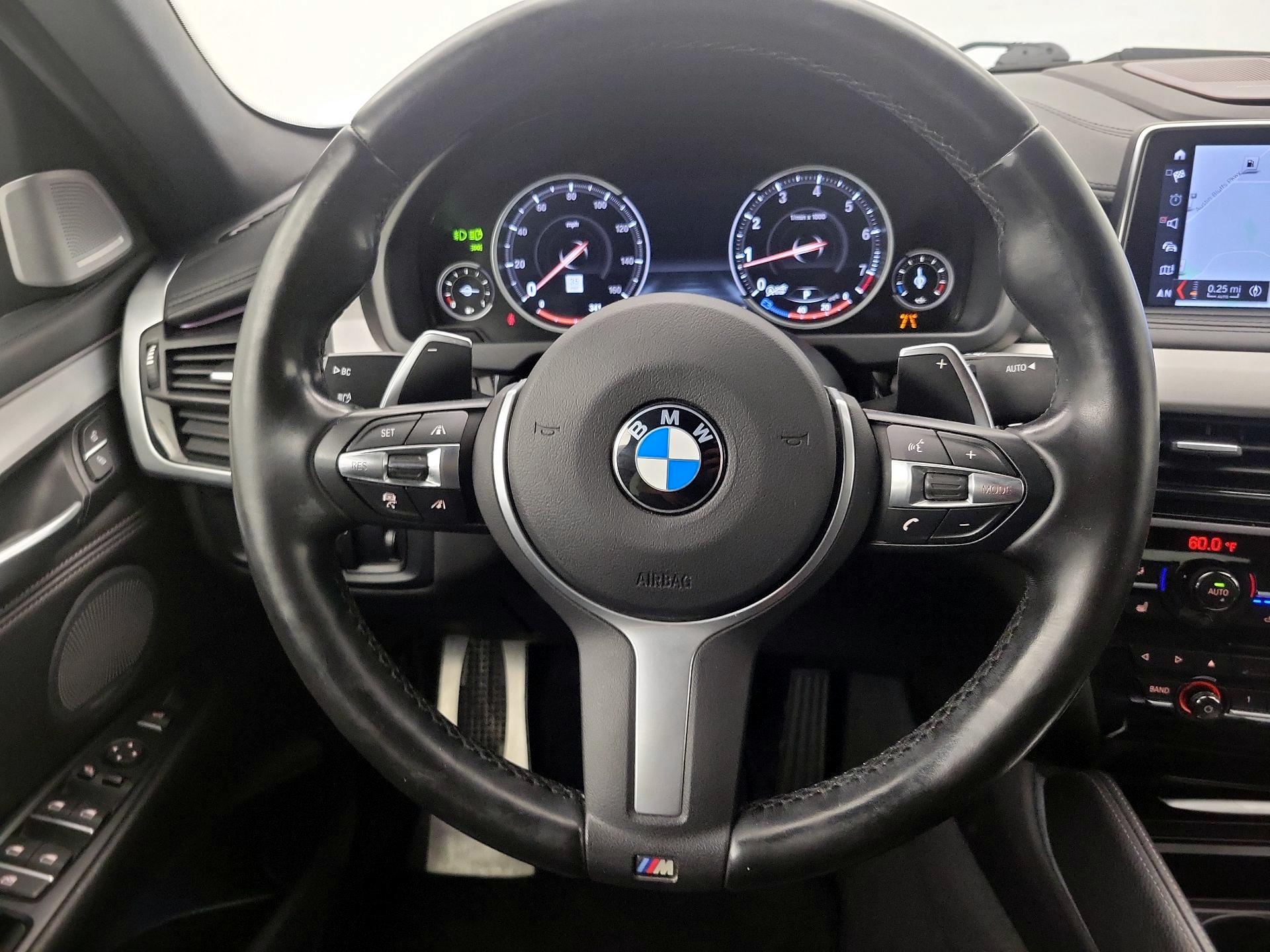 Thumbnail: 2019 BMW X6 - 10