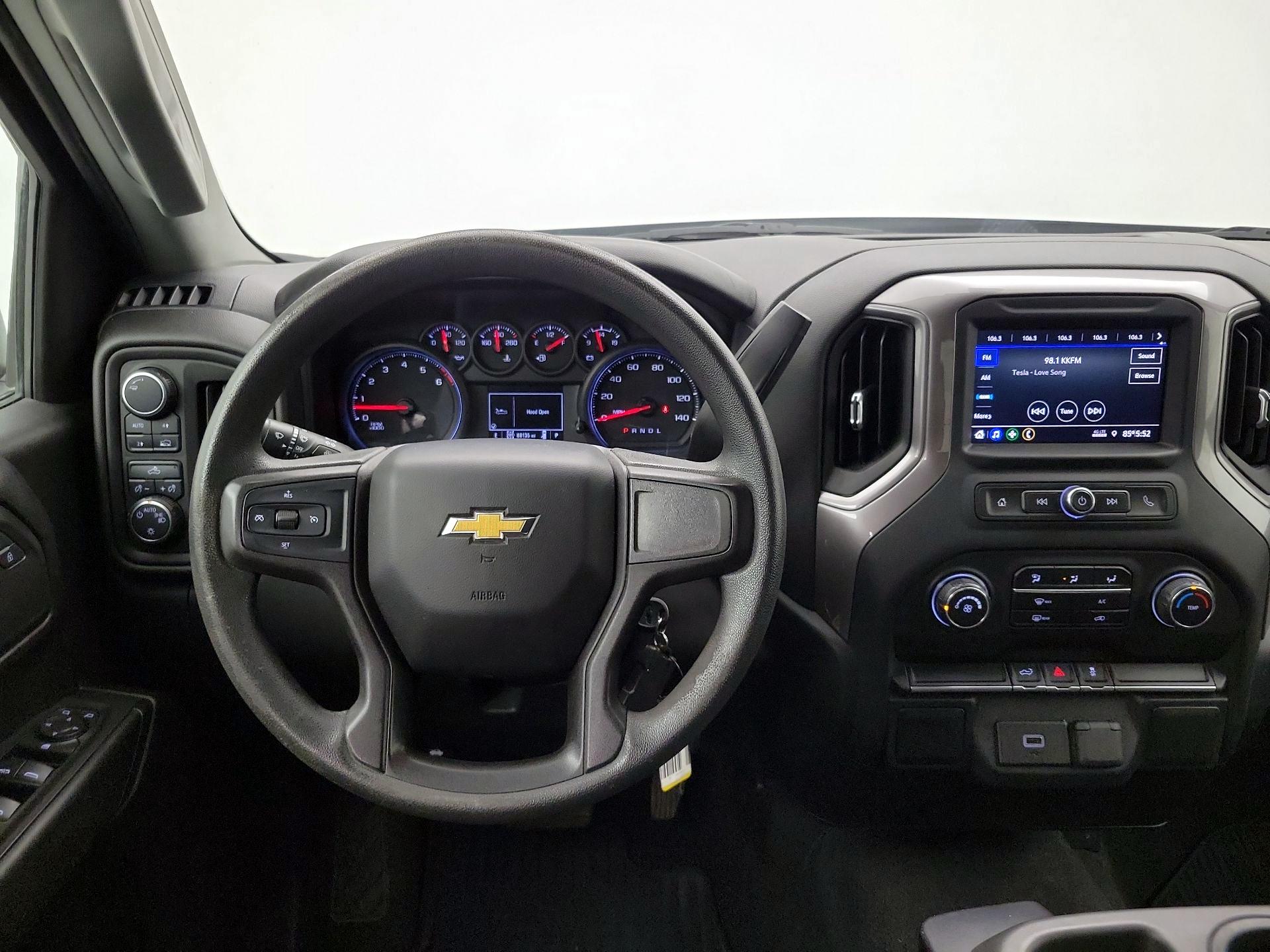 Thumbnail: 2020 Chevrolet Silverado 1500 - 10